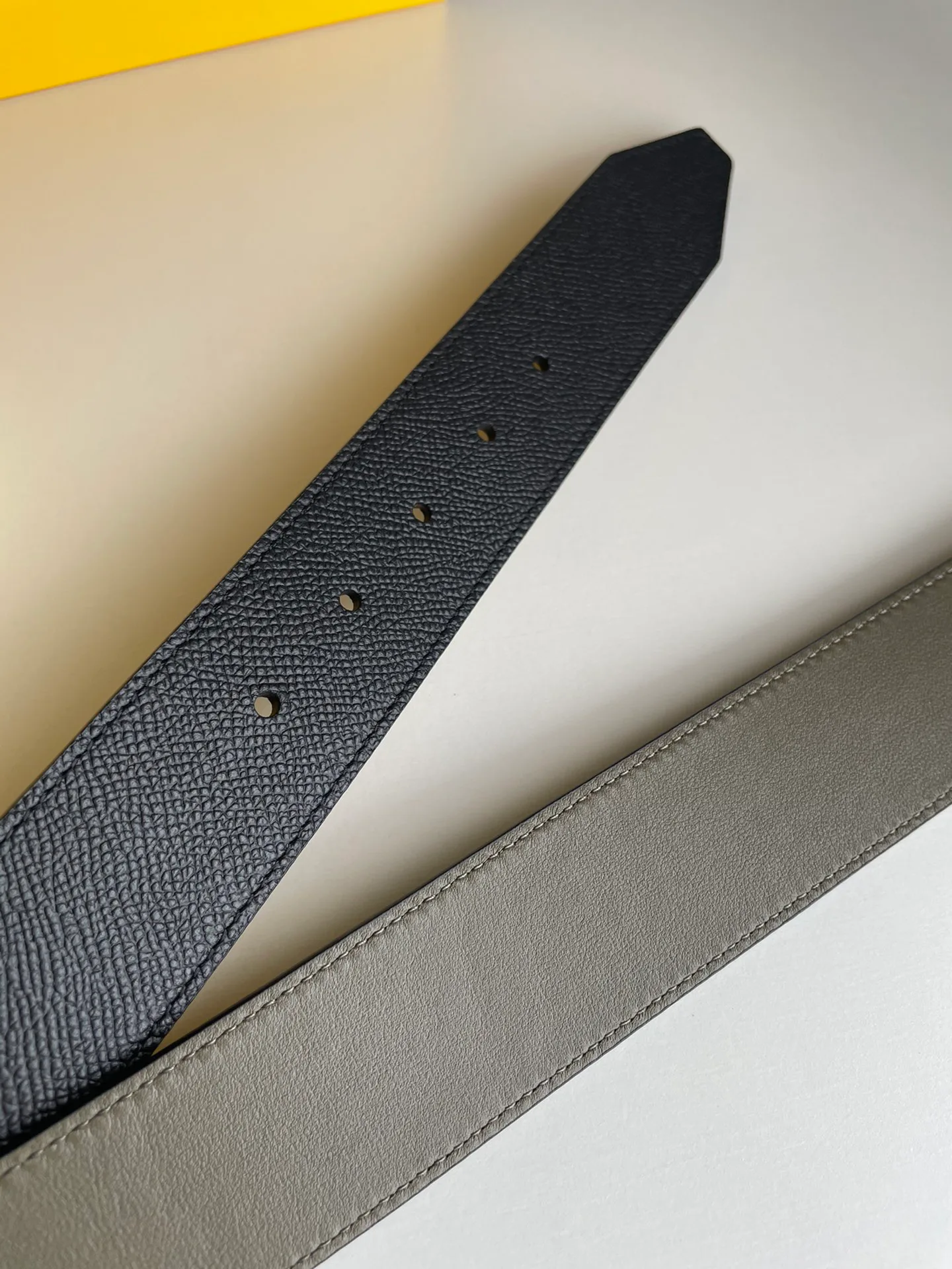 Ремни Fendi 5141496