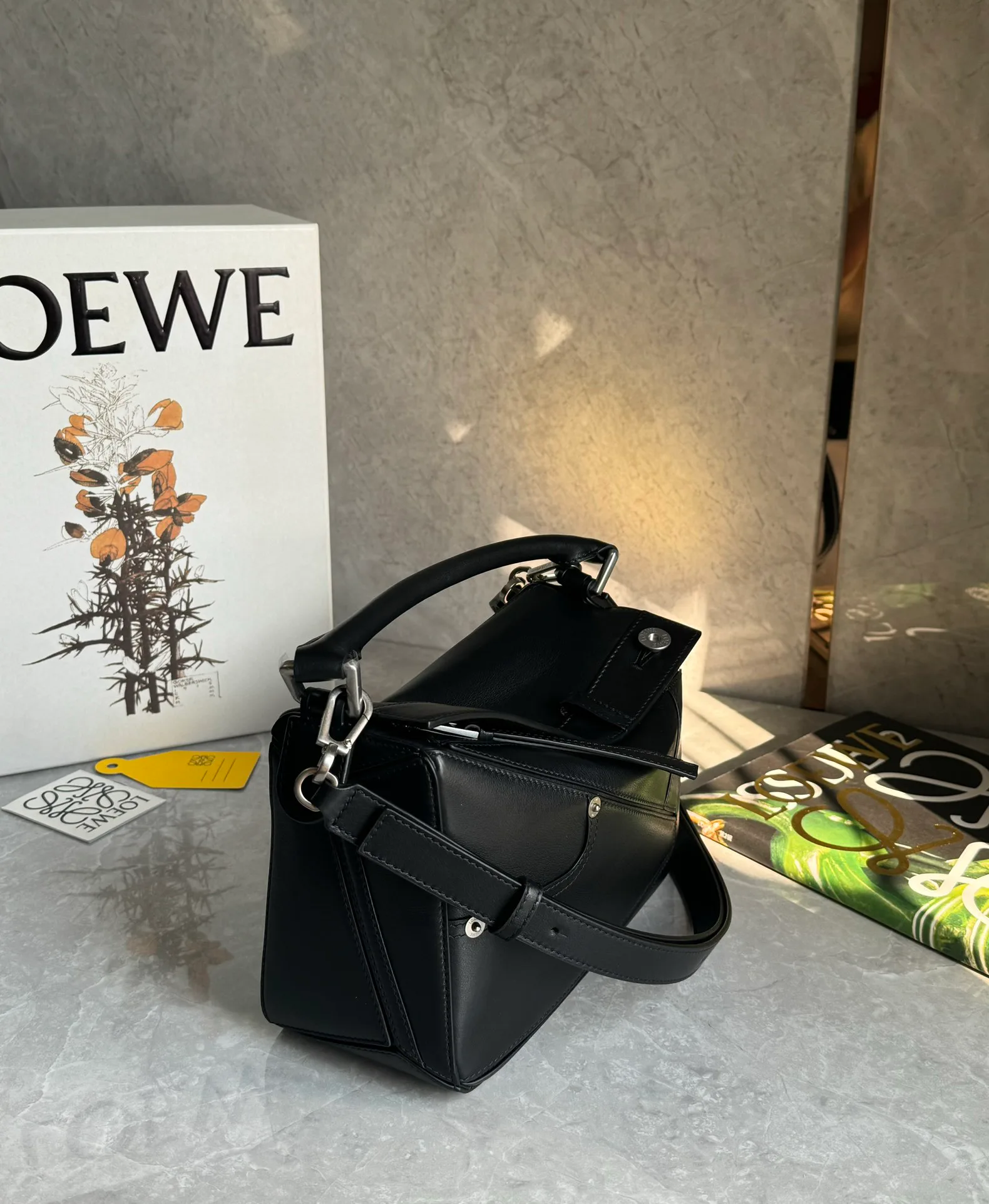 Сумки На Ремне Женские Loewe 11402846