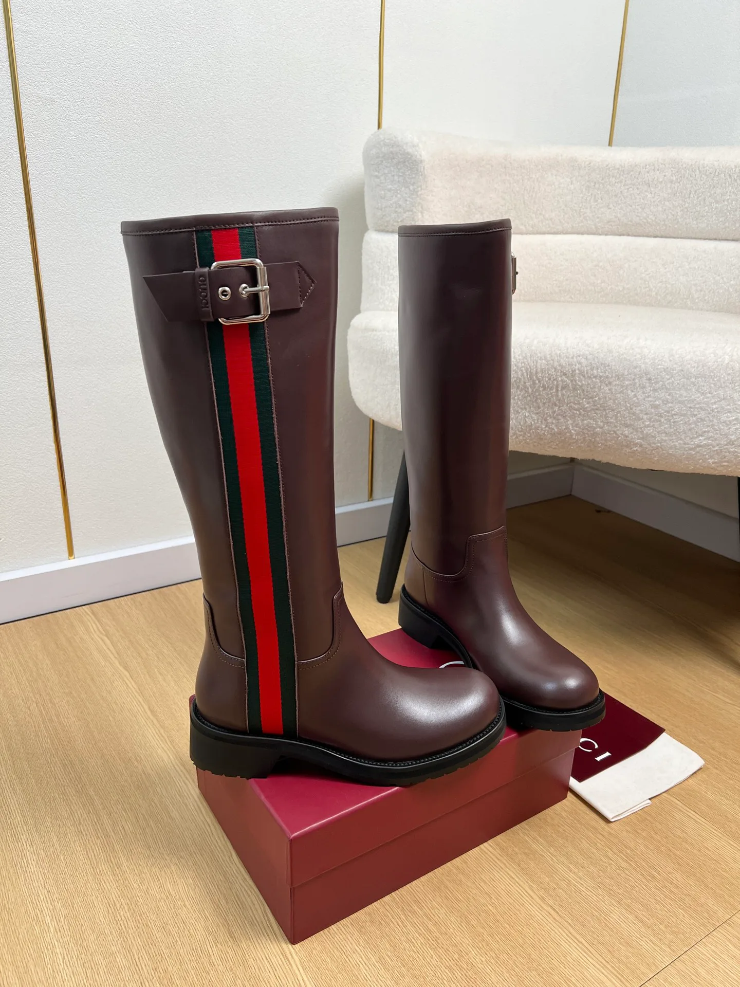 Сапоги Женские Gucci 18152929