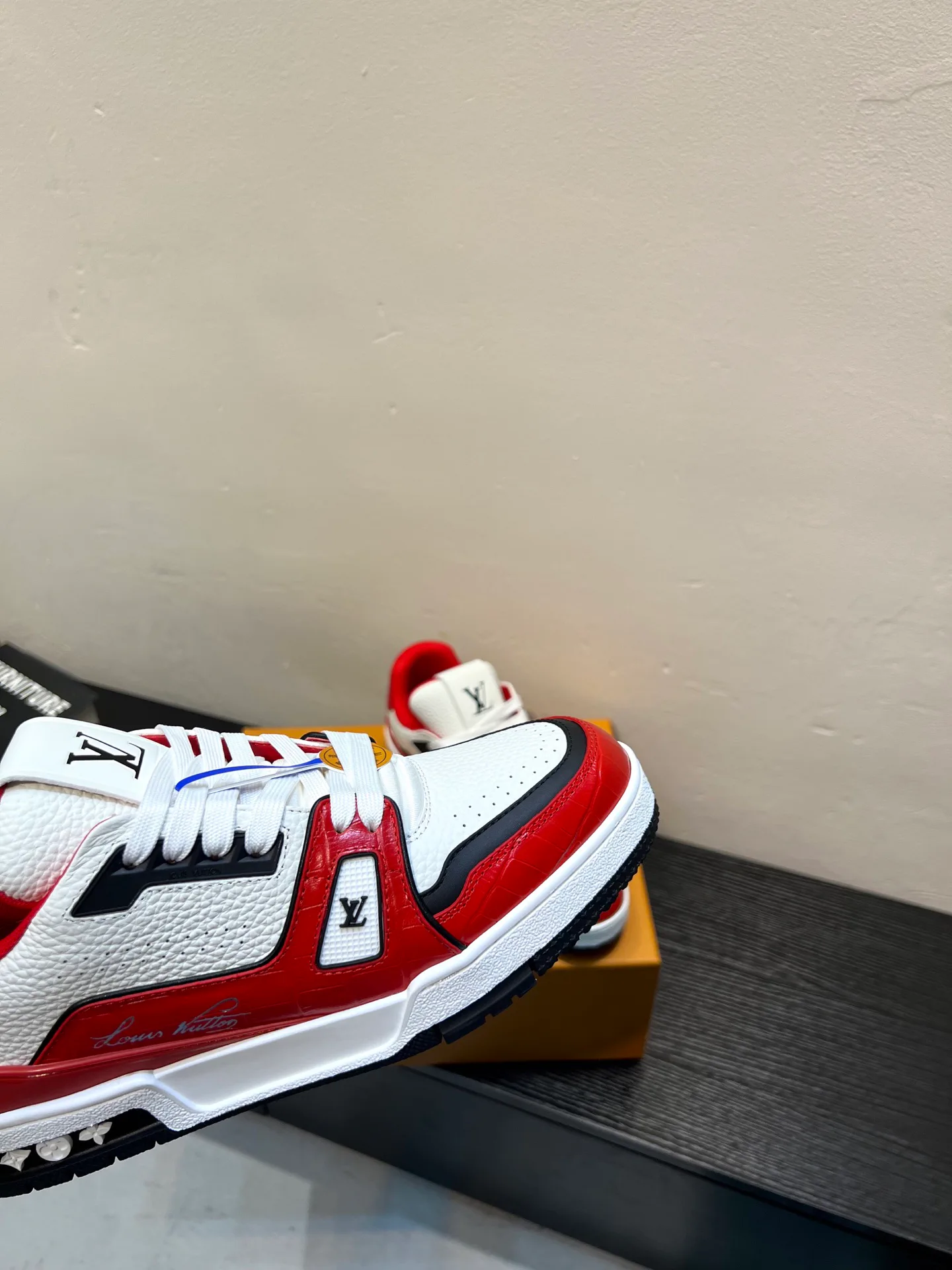 Кроссовки Женские Louis Vuitton 4541292