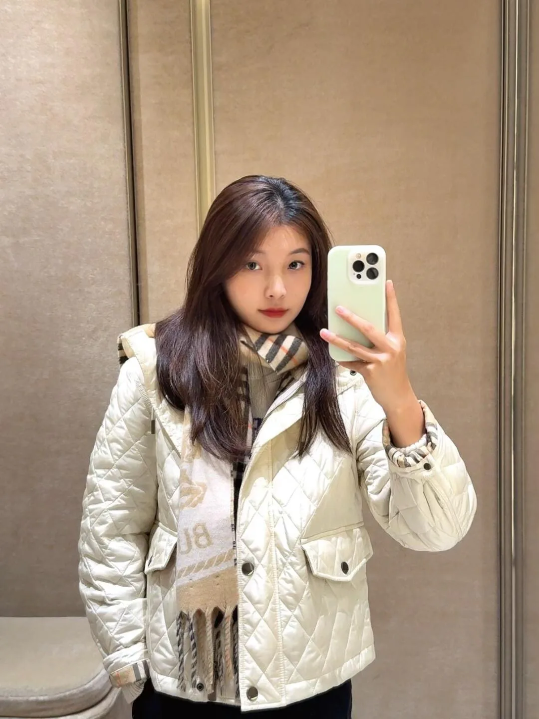 Куртки И Пуховики Женские Burberry 18033915