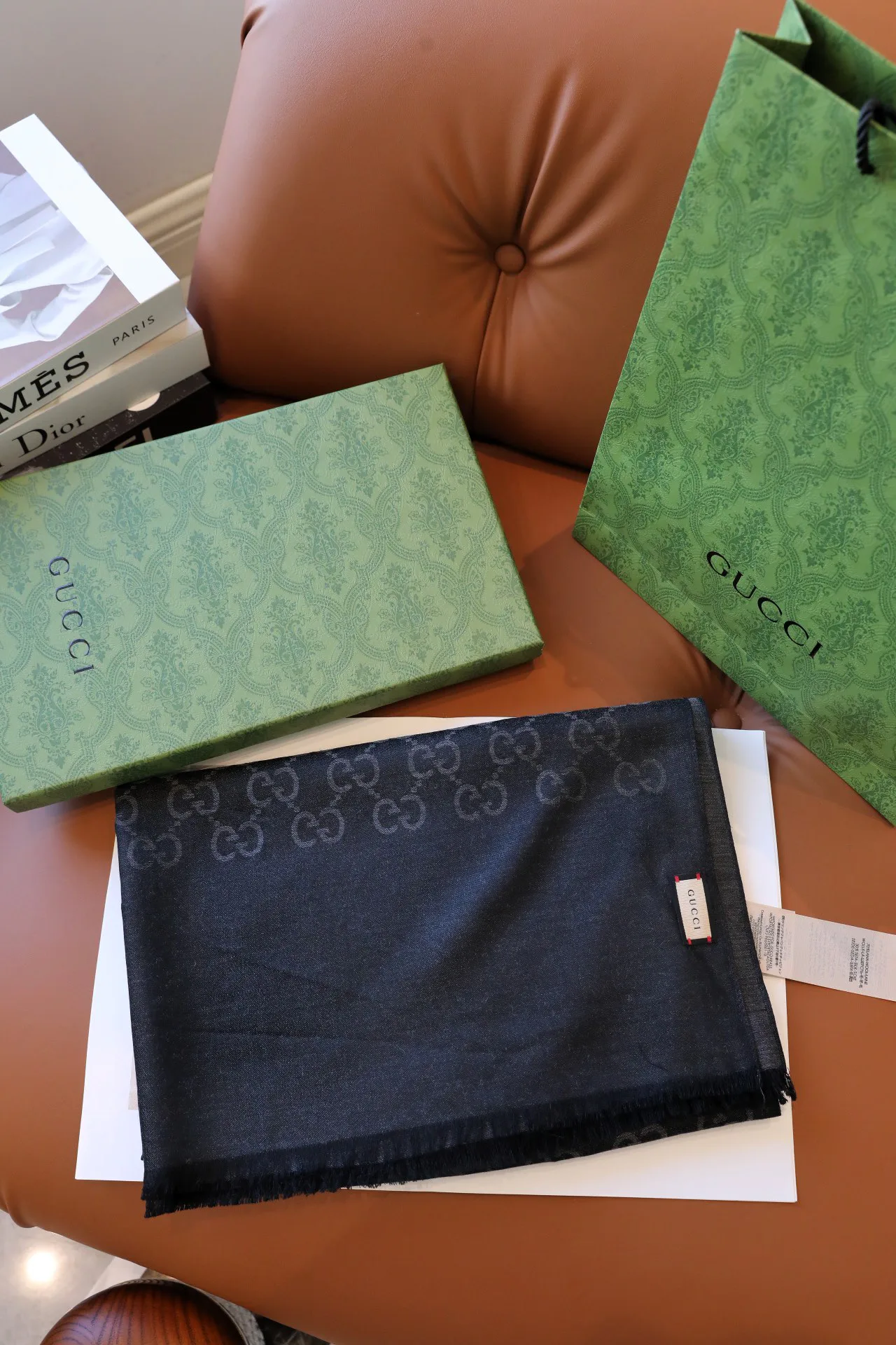 Шарфы Gucci 18275136