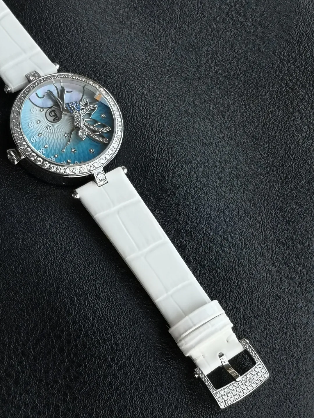 Часы Женские Van Cleef & Arpels 9421123