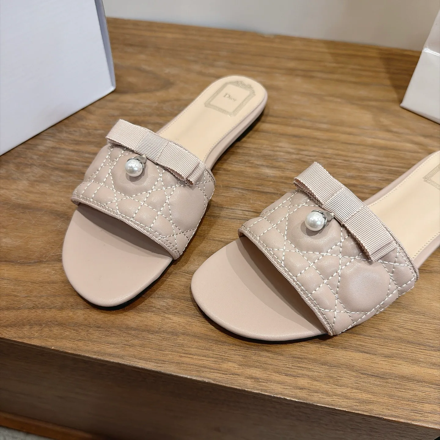 Шлепанцы Женские Christian Dior 18738617