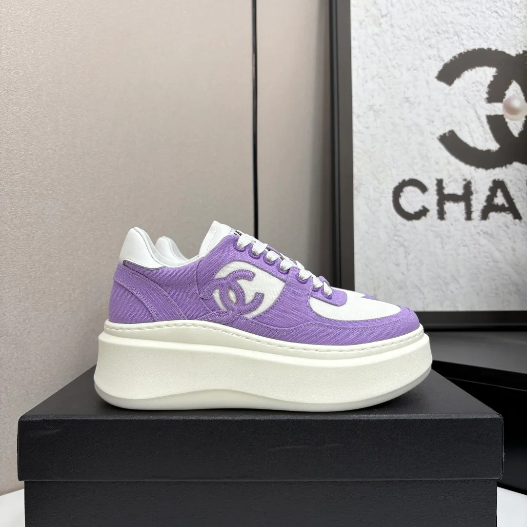 Кроссовки Женские Chanel 4502660