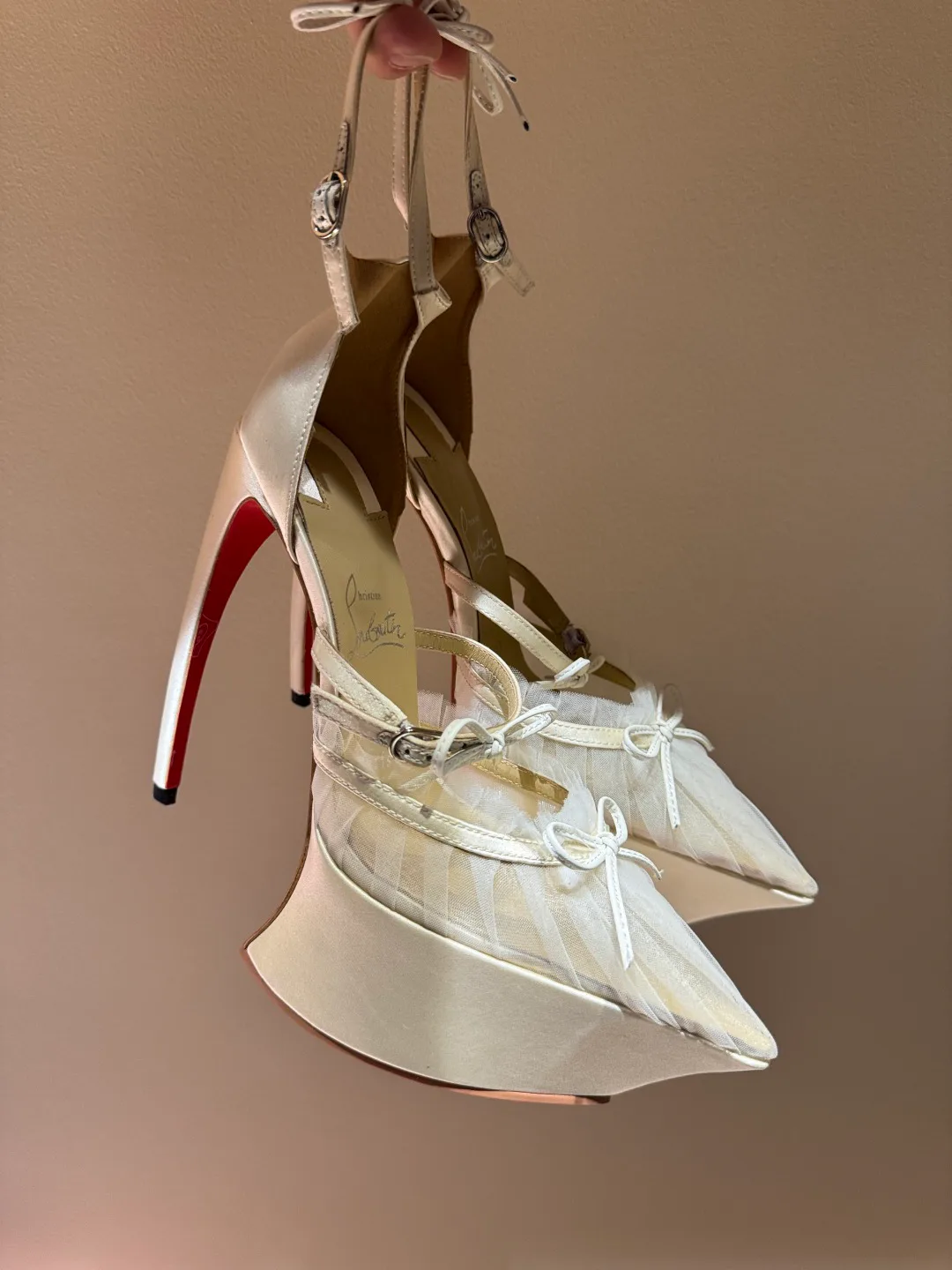 Туфли Женские Christian Louboutin 4743756