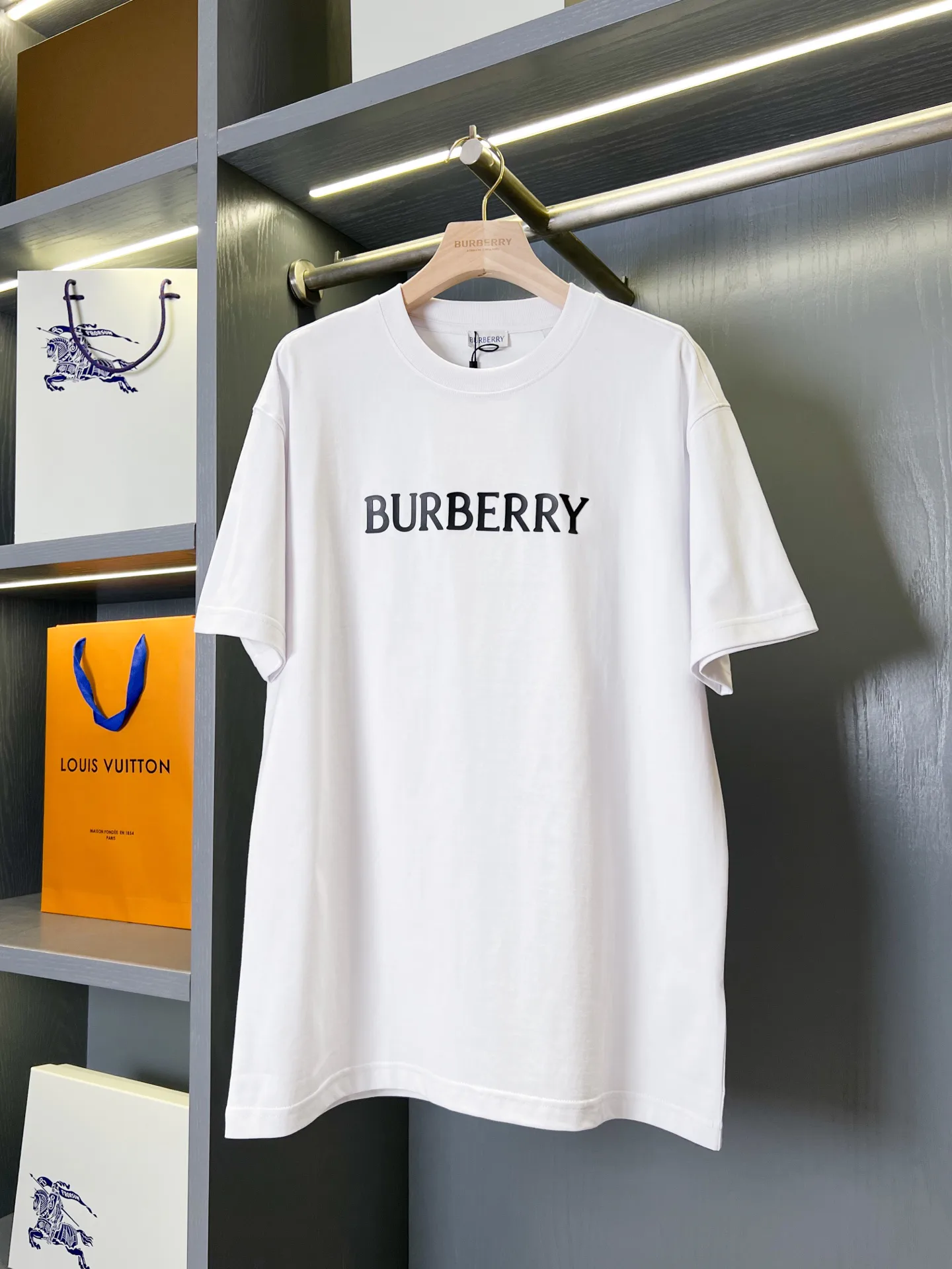 Футболки Женские Burberry 12093294