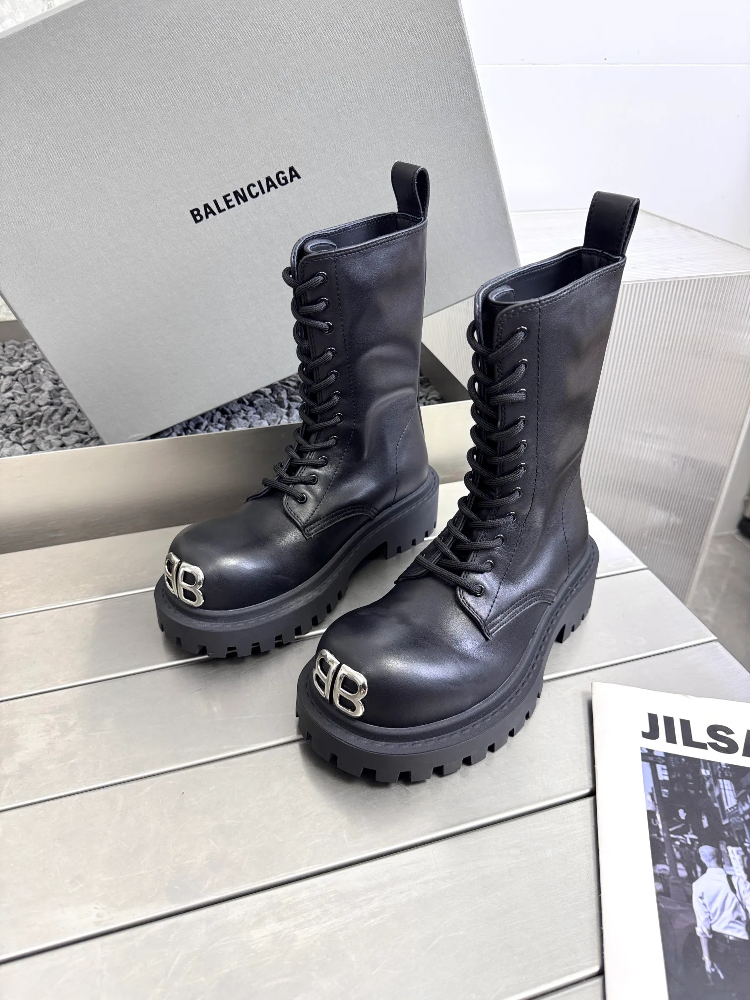 Ботинки Женские Balenciaga 17912875