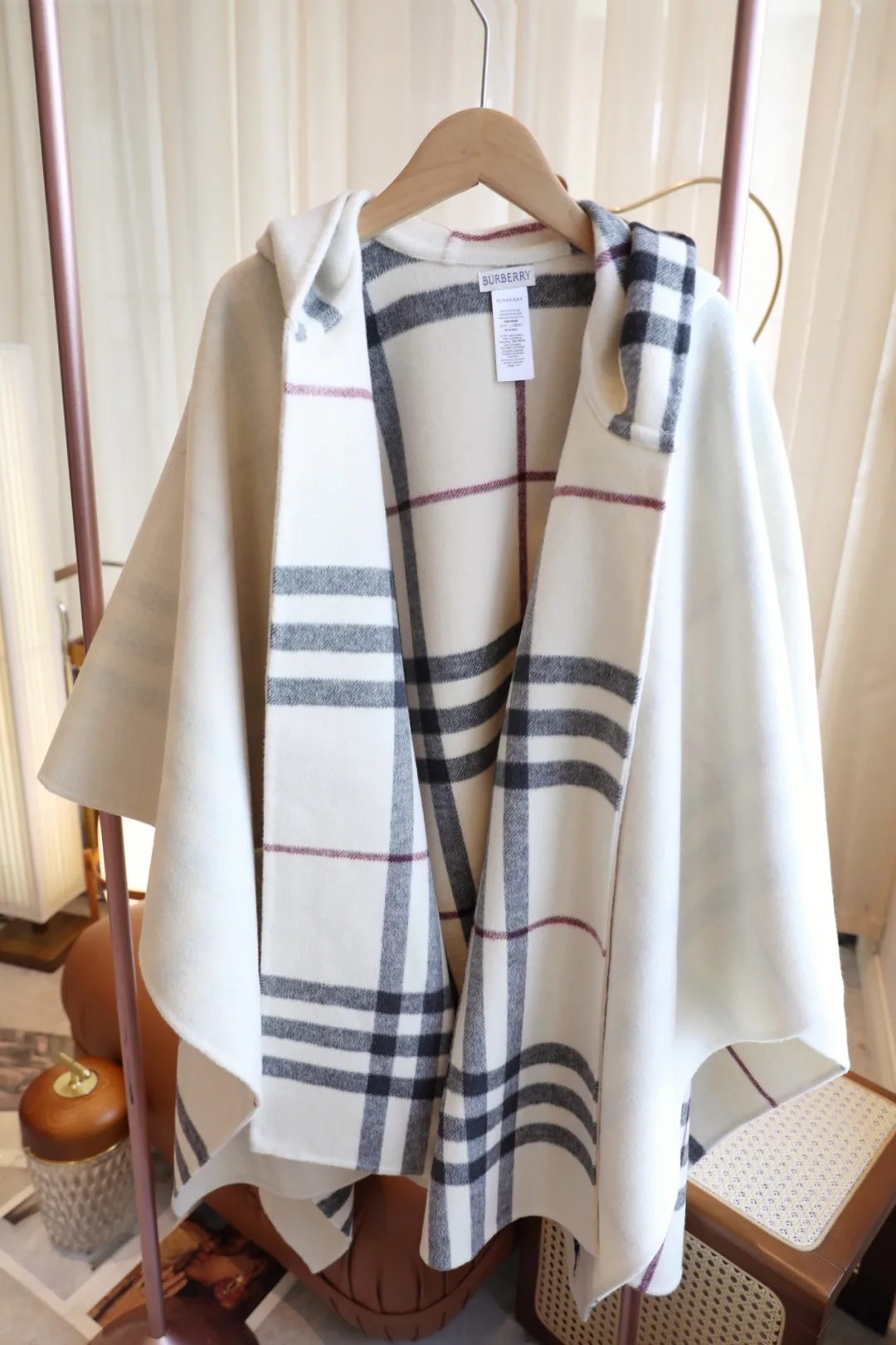 Пальто Женские Burberry 11654349