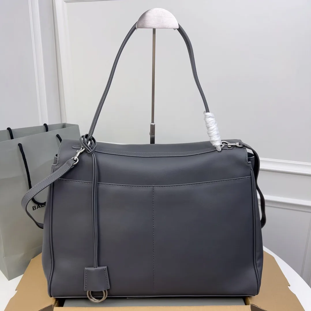 Классические Сумки Женские Balenciaga 11872227