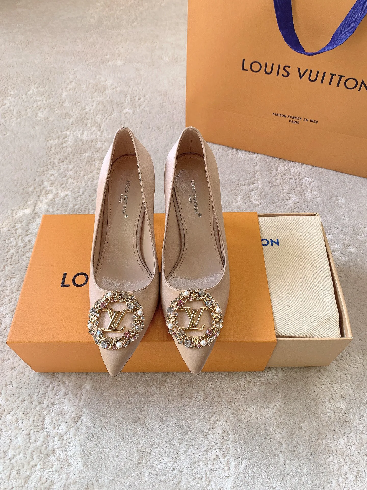 Туфли Женские Louis Vuitton 1834528