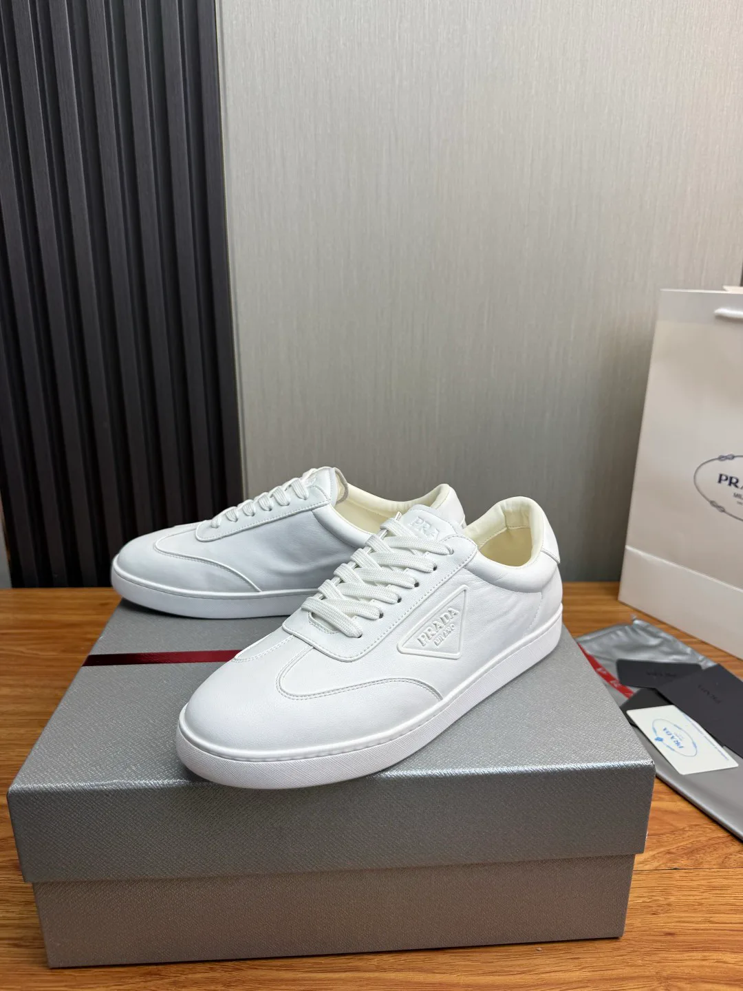 Кроссовки Мужские Prada 18263660