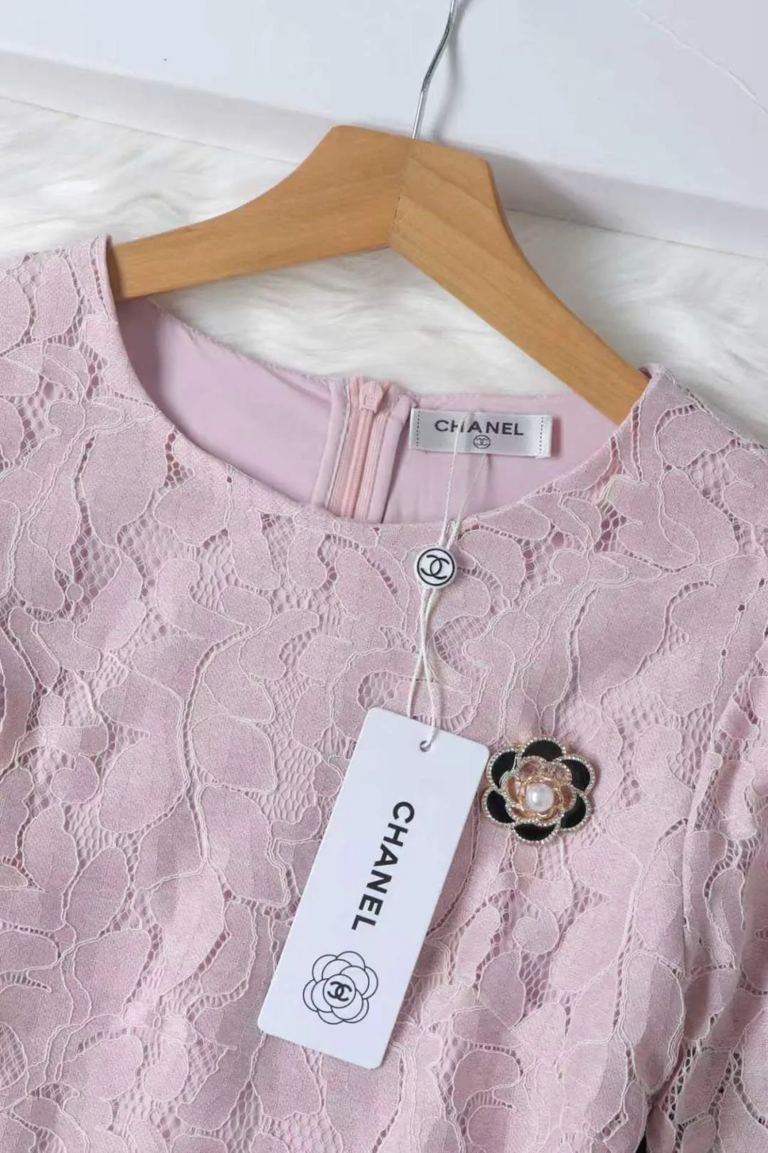 Платья Женские Chanel 16927099