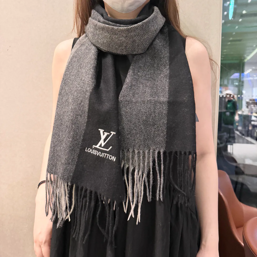 Шарфы Louis Vuitton 1242335