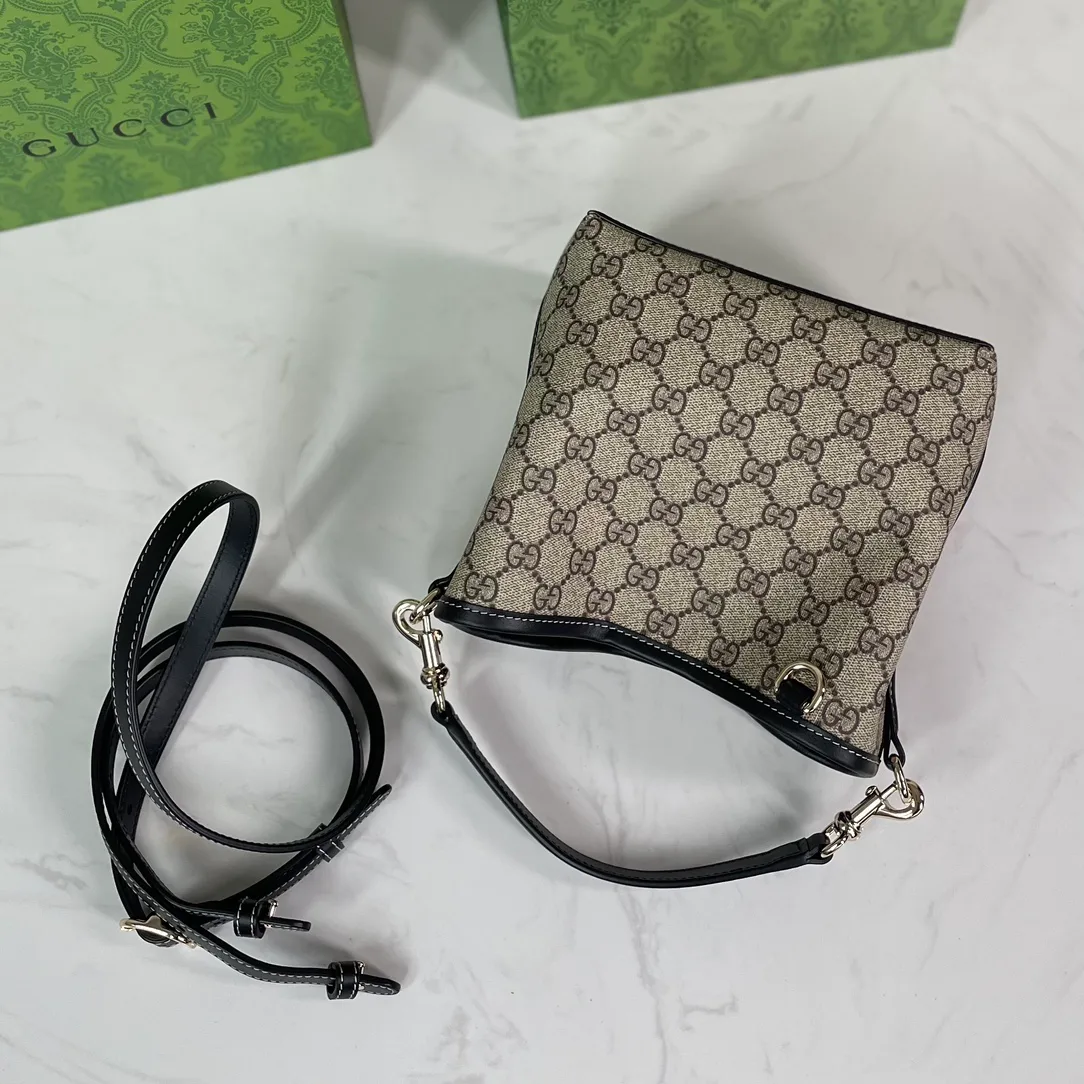 Классические Сумки Женские Gucci 11562672
