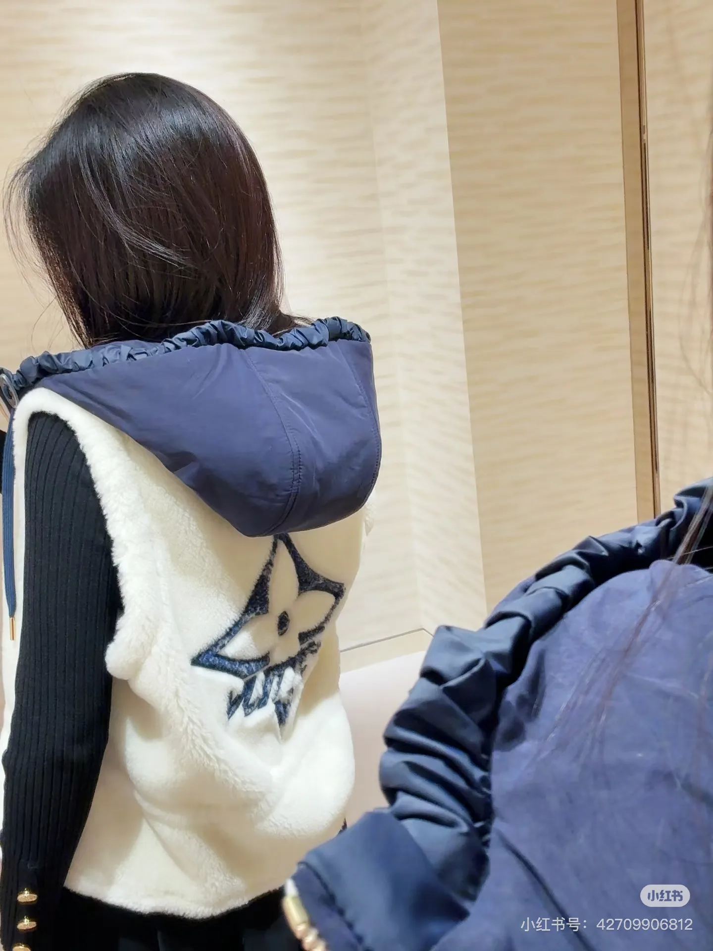 Жилеты Женские Louis Vuitton 454750