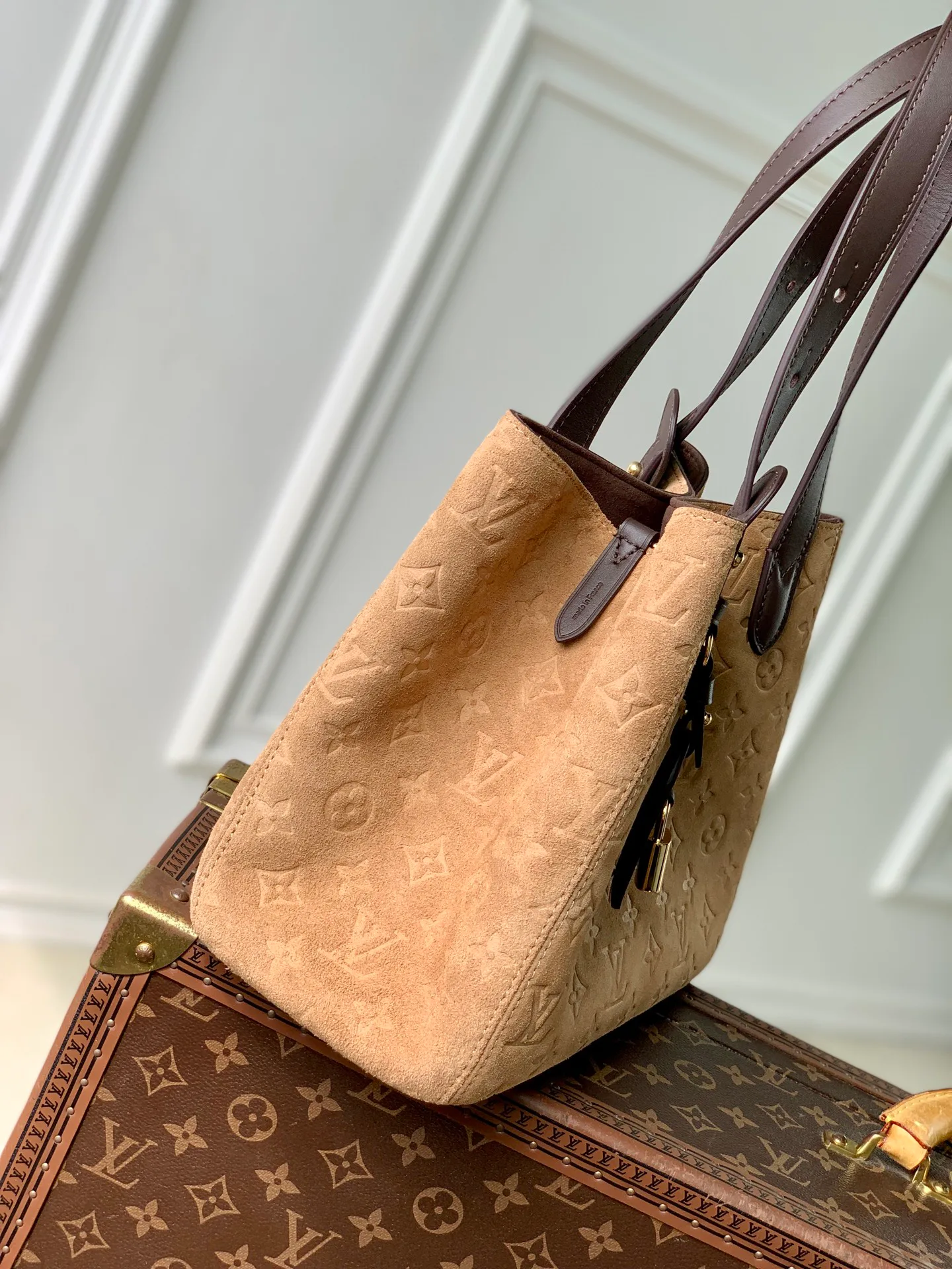 Классические Сумки Женские Louis Vuitton 18147436