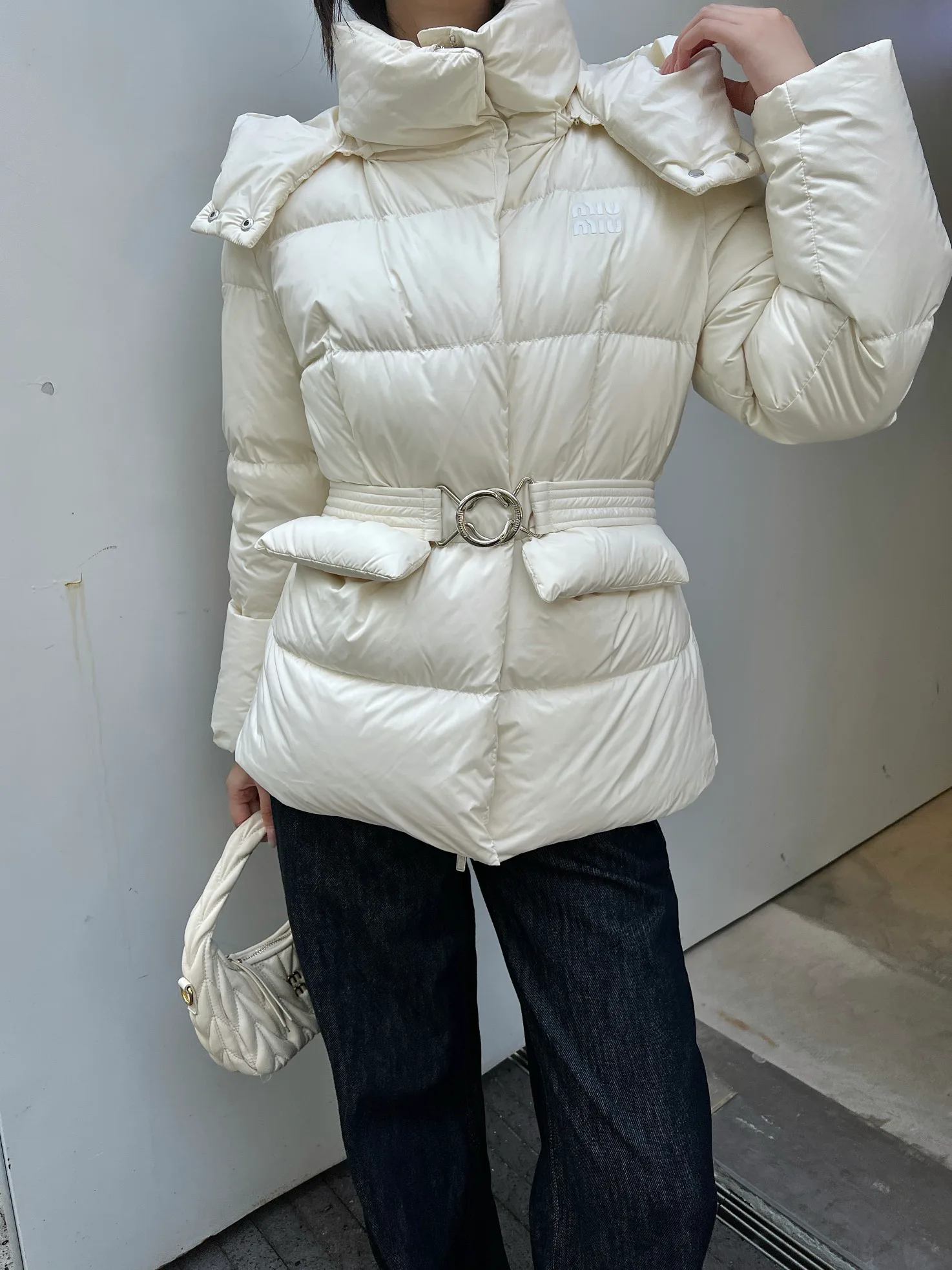 Куртки И Пуховики Женские Miu Miu 2742