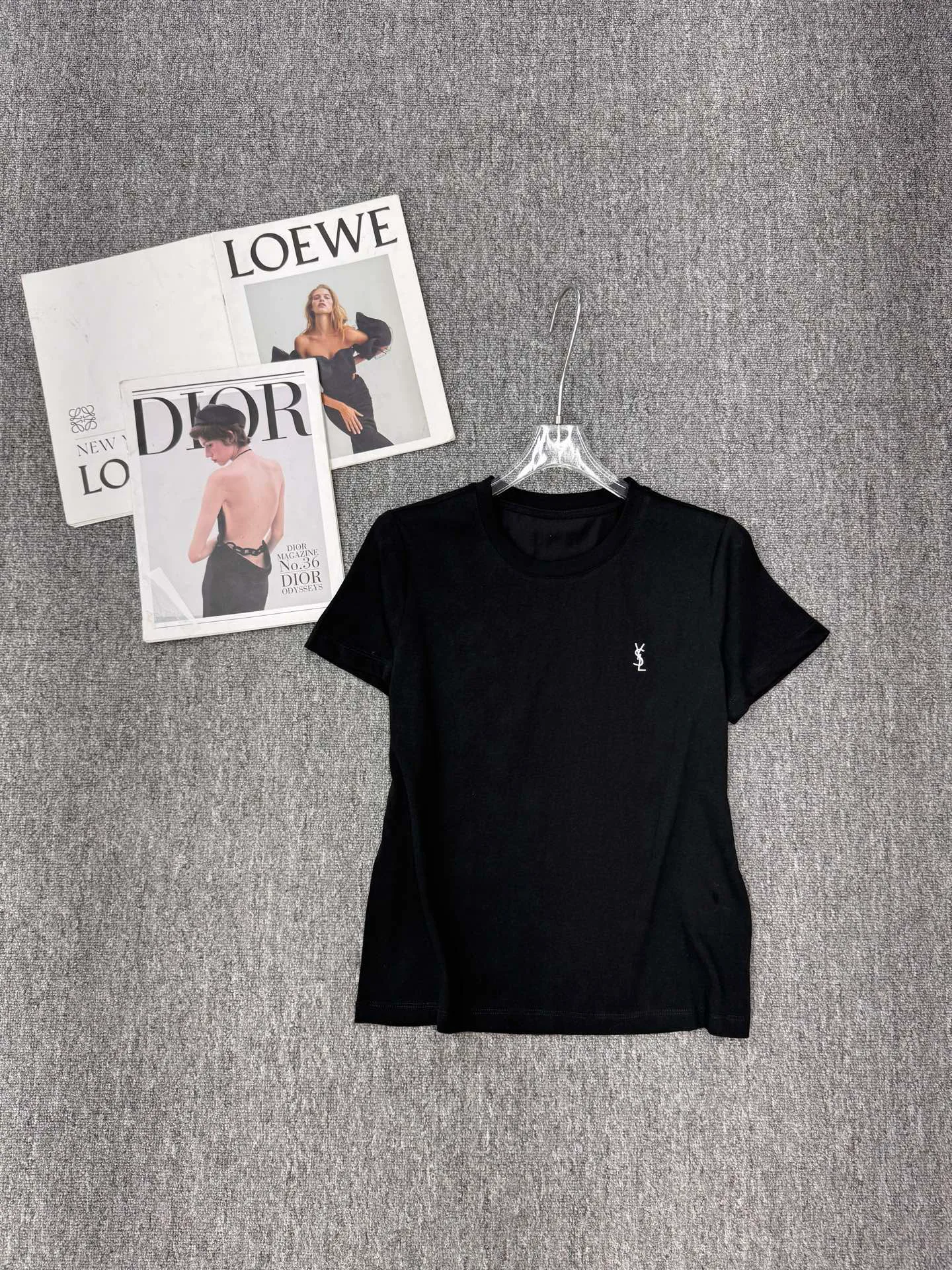 Футболки Женские Saint Laurent 11513350