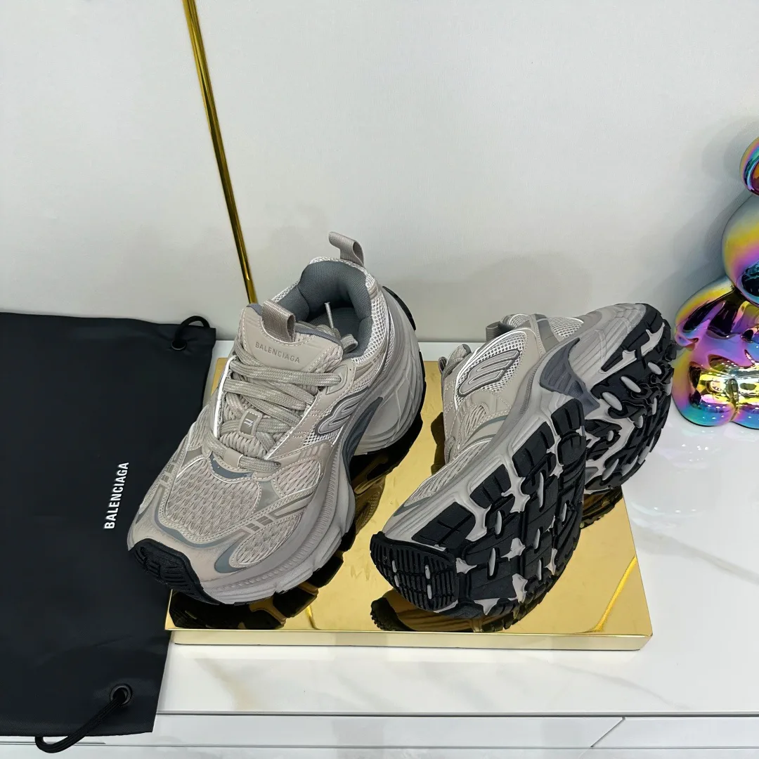 Кроссовки Женские Balenciaga 11567674