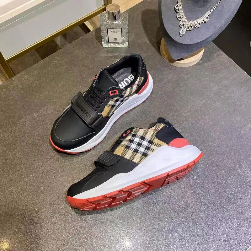 Кроссовки Женские Burberry 694269
