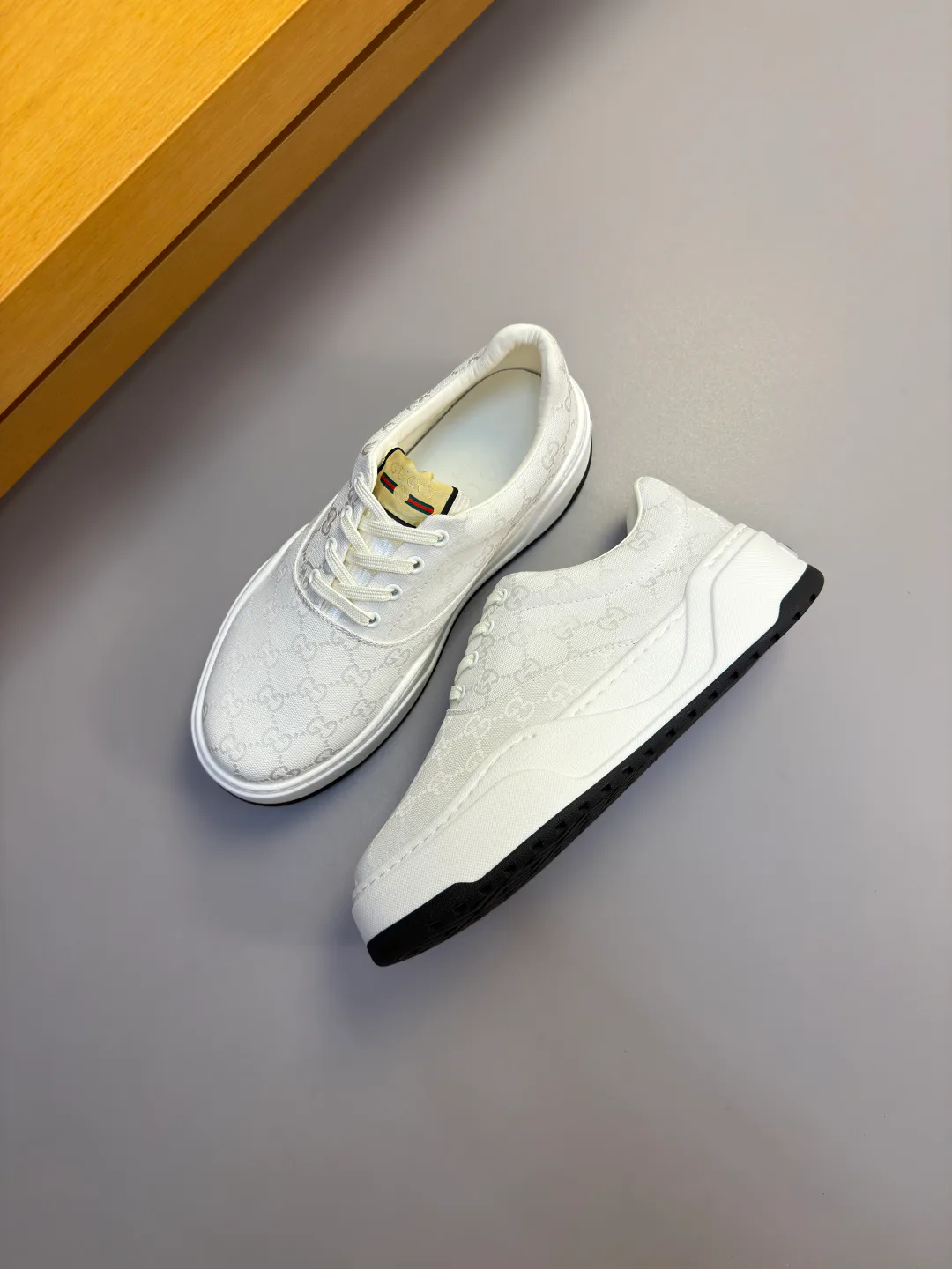 Кроссовки Мужские Gucci 17368523