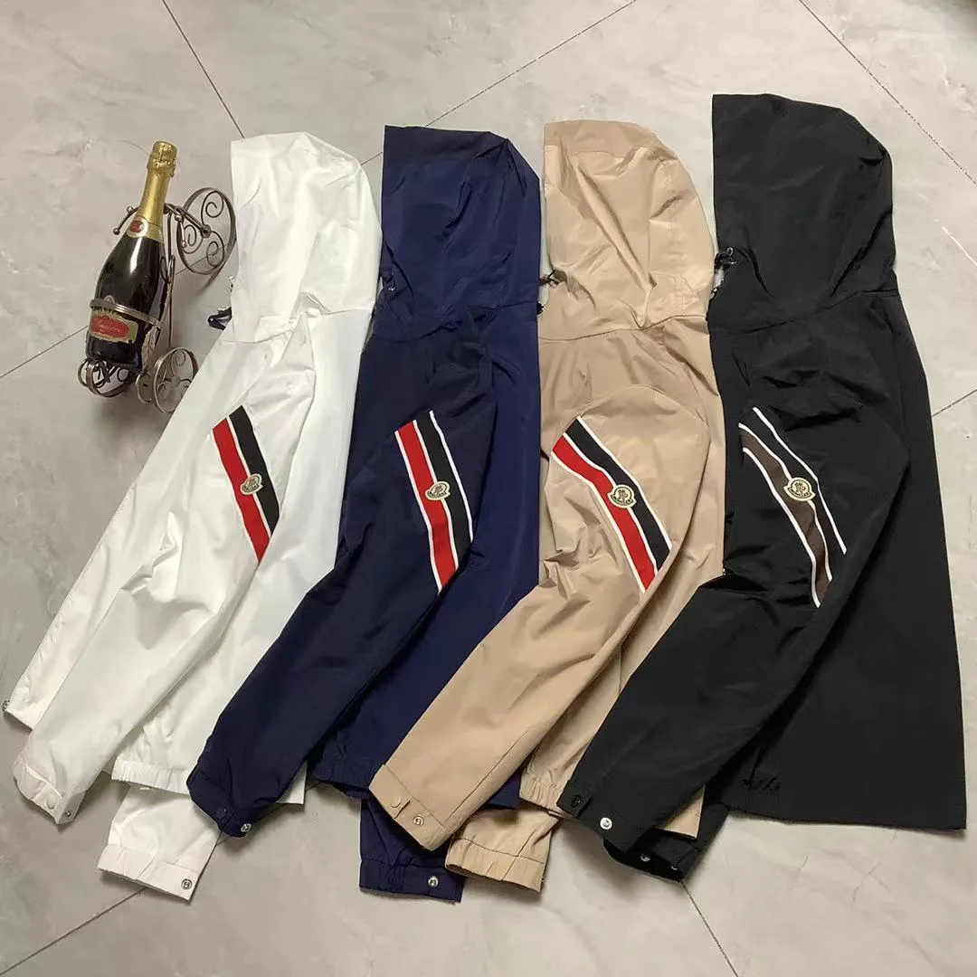 Куртки И Пуховики Мужские Moncler 448381