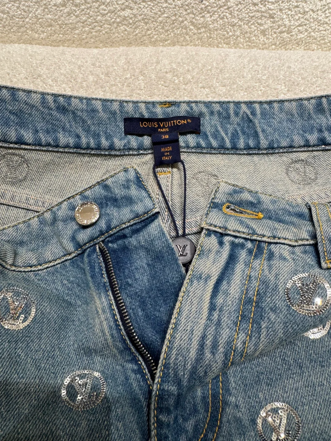 Джинсы Женские Louis Vuitton 12938686