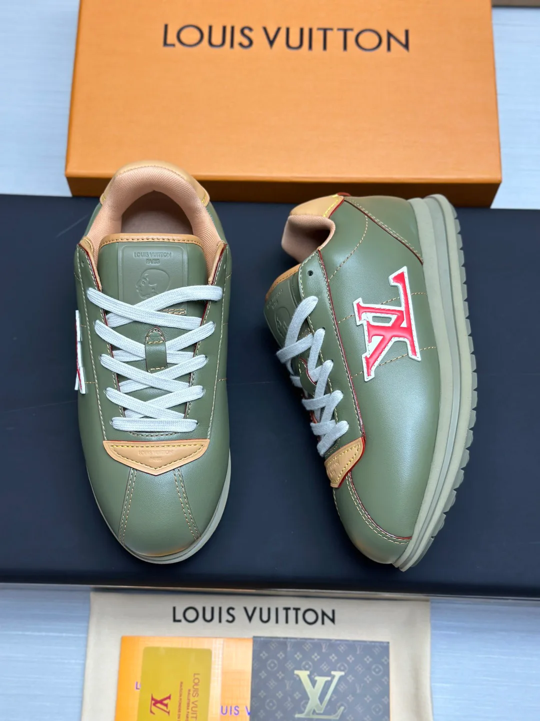 Кроссовки Женские Louis Vuitton 3470525