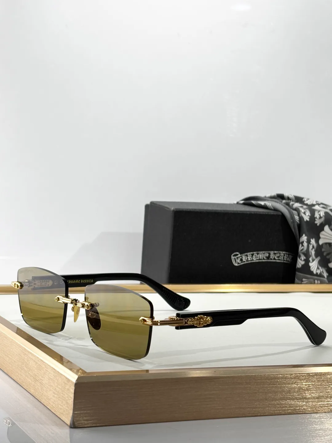 Очки Chrome Hearts 256304