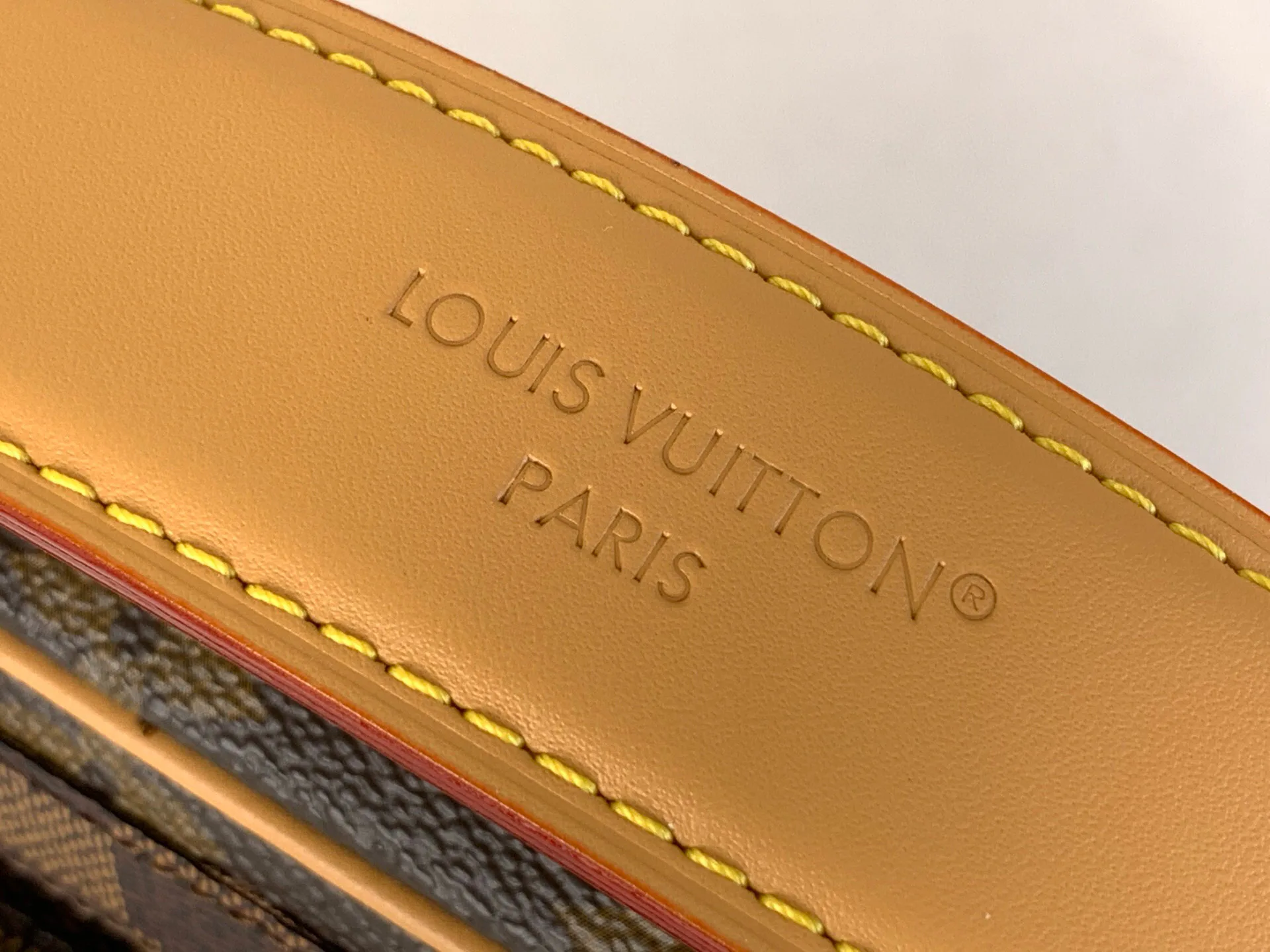 Сумки На Ремне Женские Louis Vuitton 111885