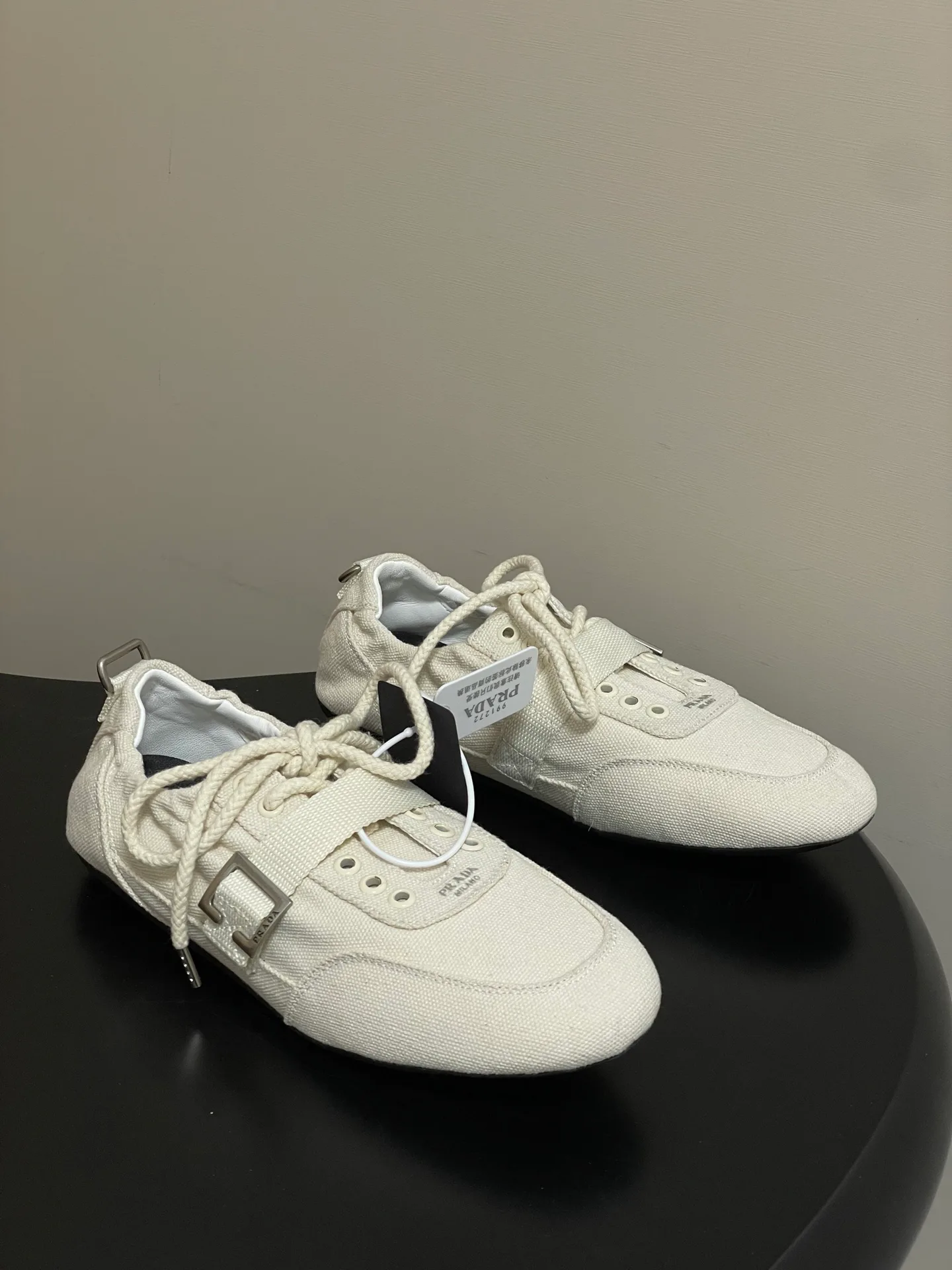 Кроссовки Женские Prada 12880089