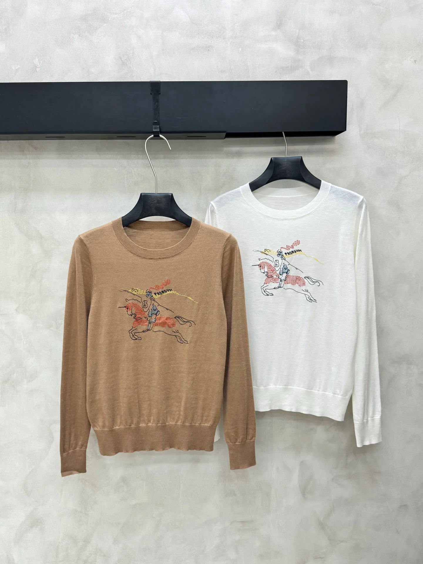 Джемперы И Свитеры Женские Burberry 17457534