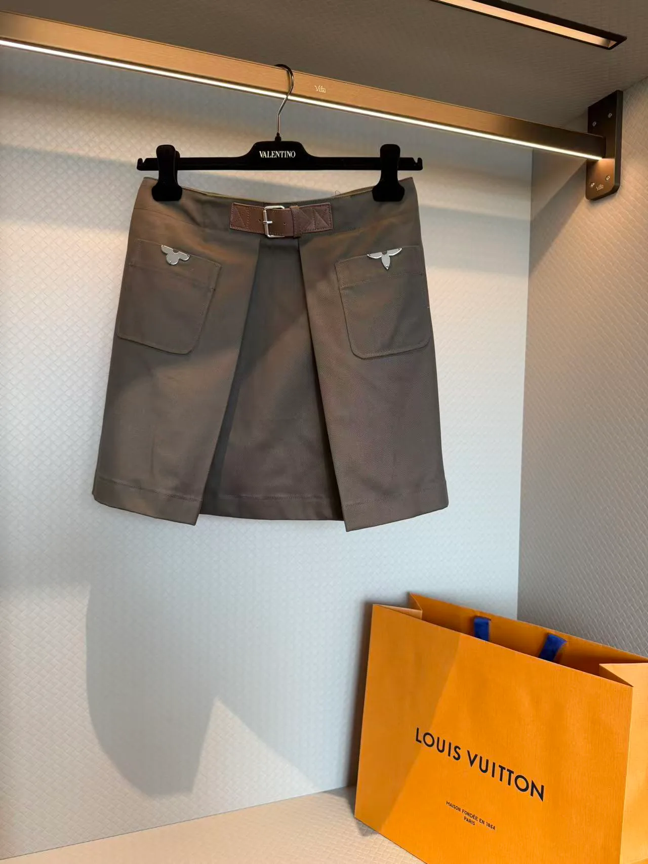 Юбки Женские Louis Vuitton 17094395