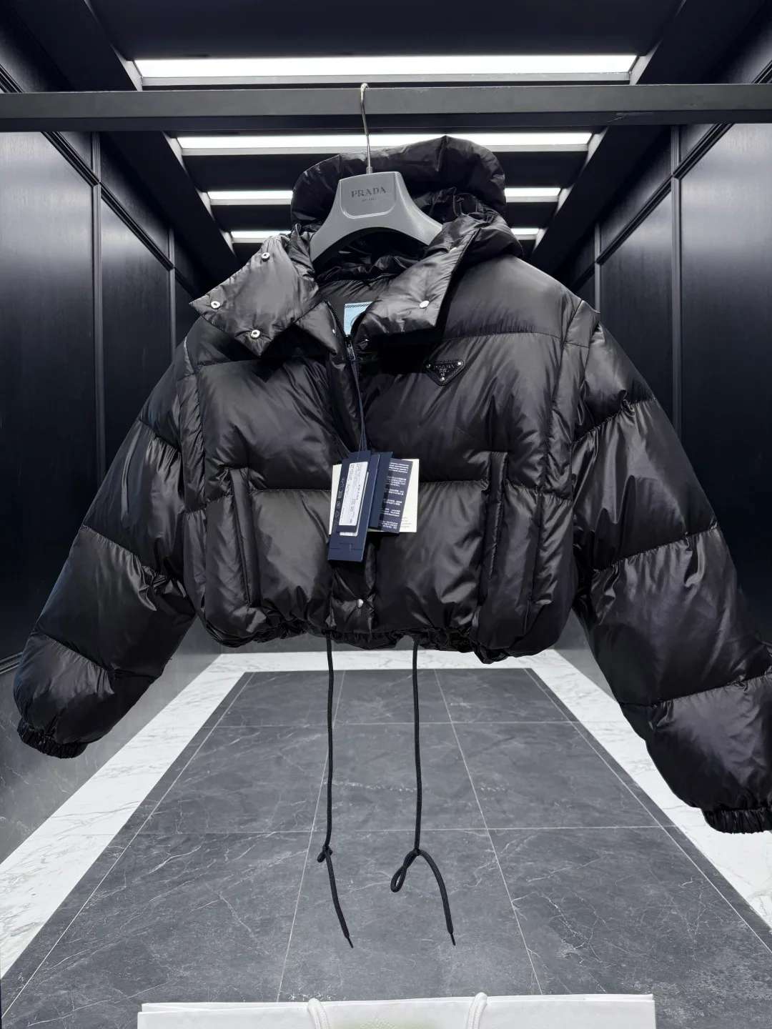 Куртки И Пуховики Женские Prada 604700