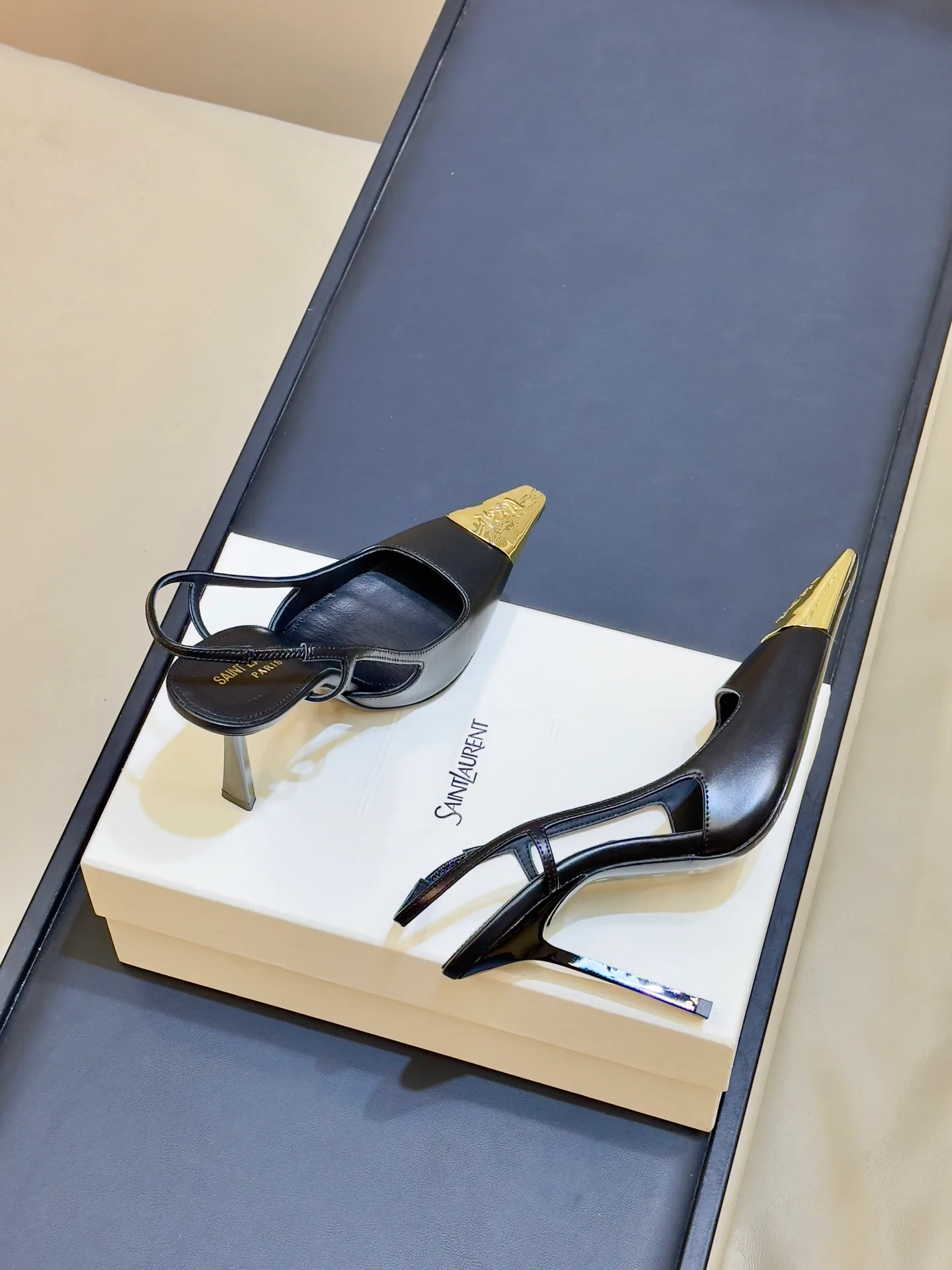 Туфли Женские Saint Laurent 18073500