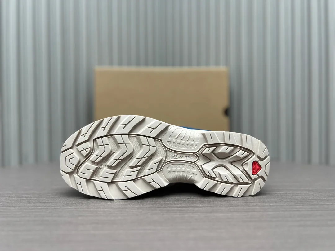 Кроссовки Женские Salomon 120904