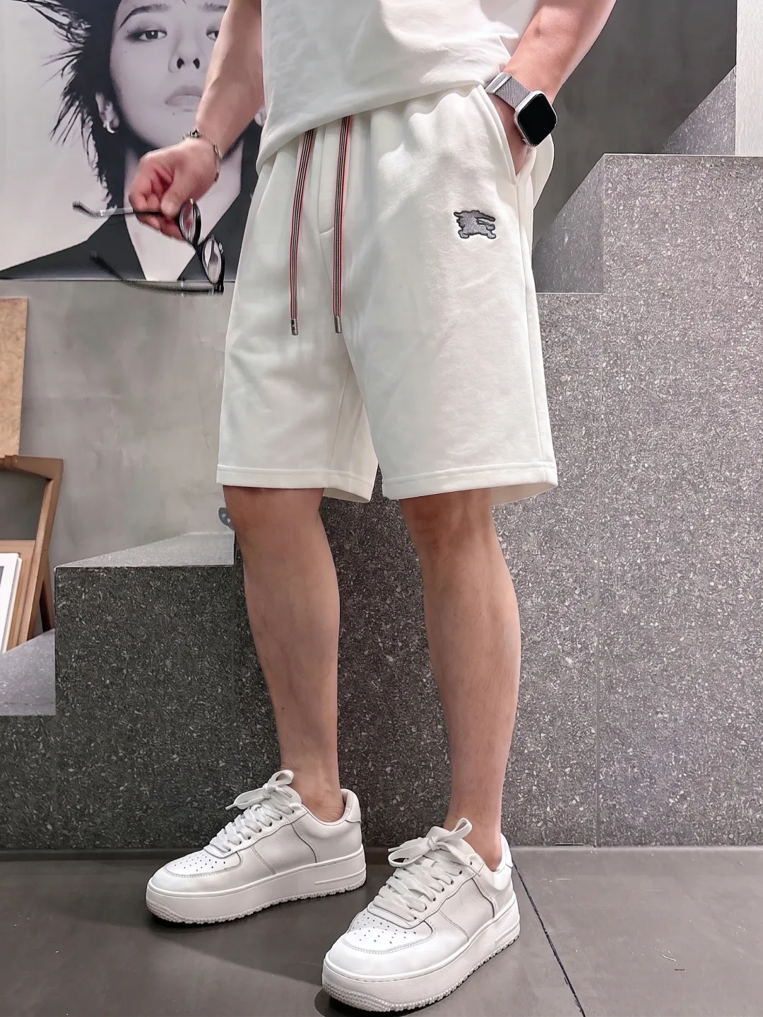 Шорты Мужские Burberry 18246591