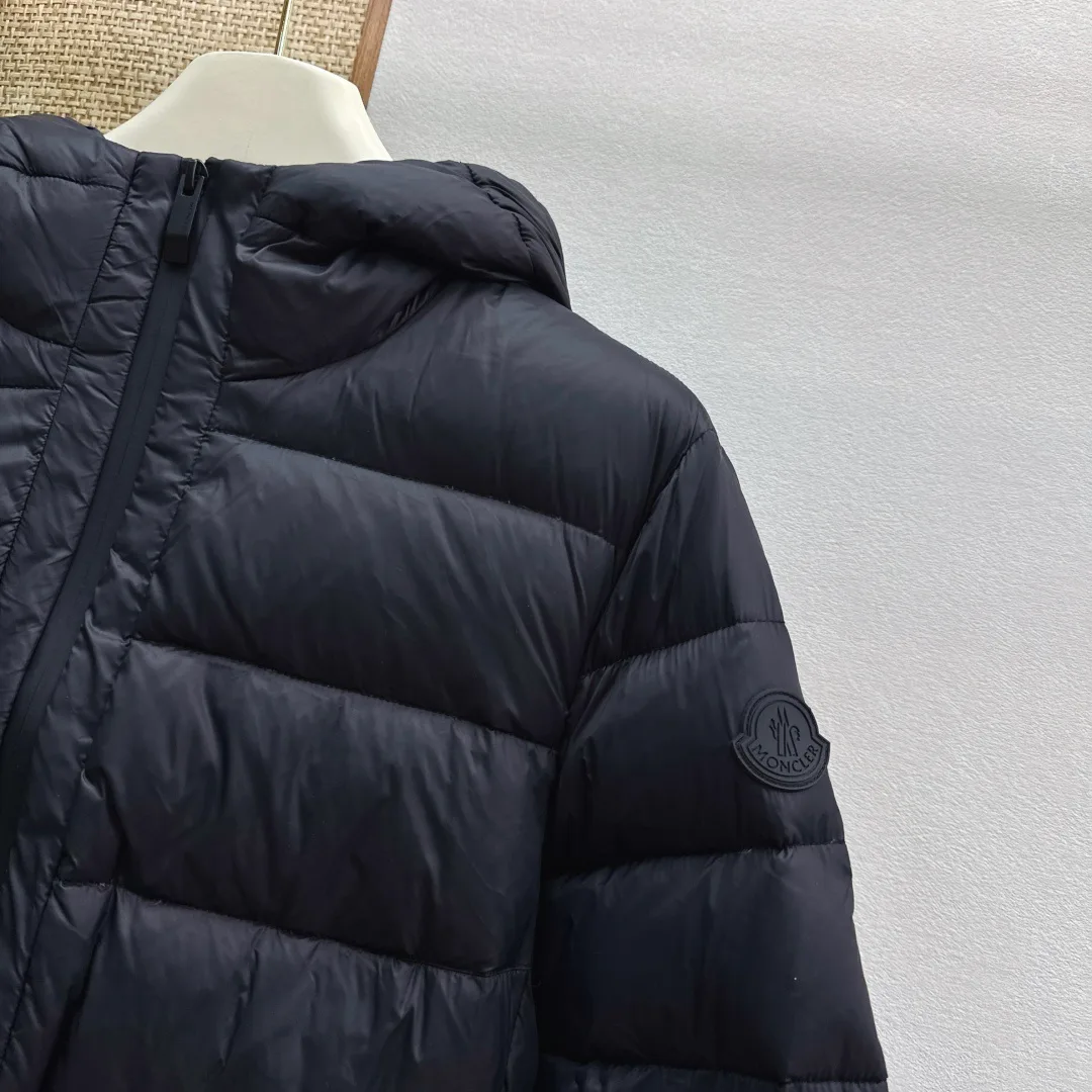 Куртки И Пуховики Женские Moncler 18345002