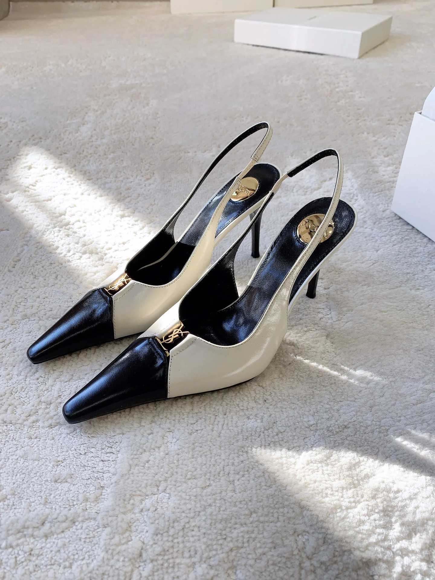 Босоножки Женские Saint Laurent 11923832
