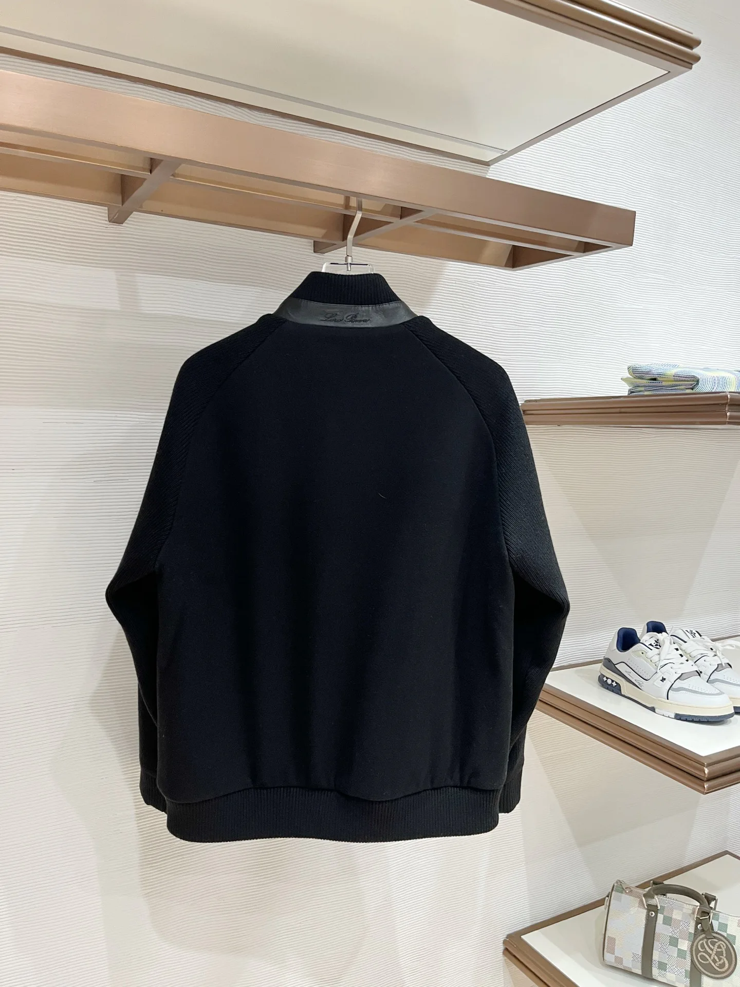 Куртки И Пуховики Мужские Loro Piana 235287