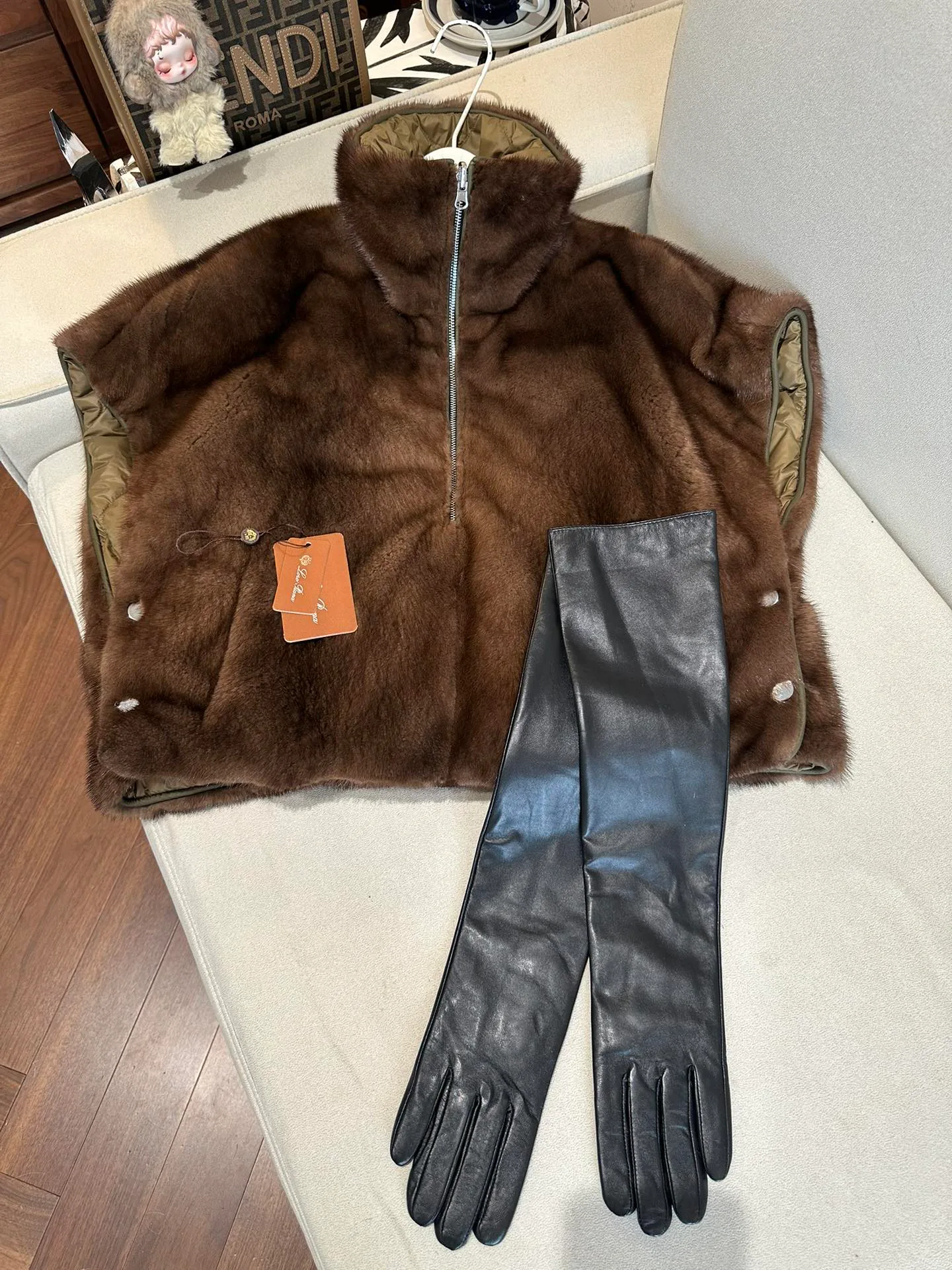 Шубы Женские Loro Piana 18536036
