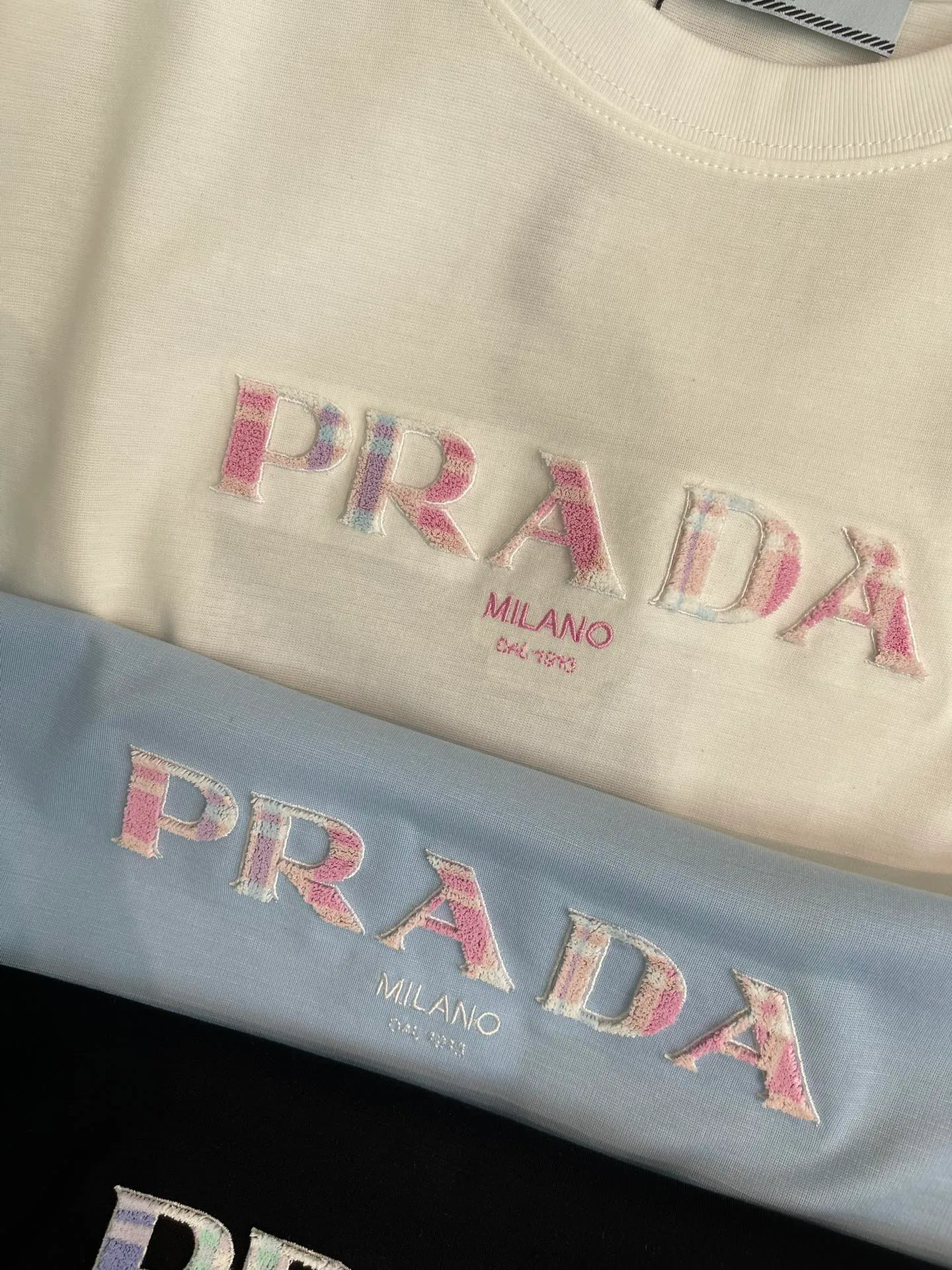 Футболки Женские Prada 11340557