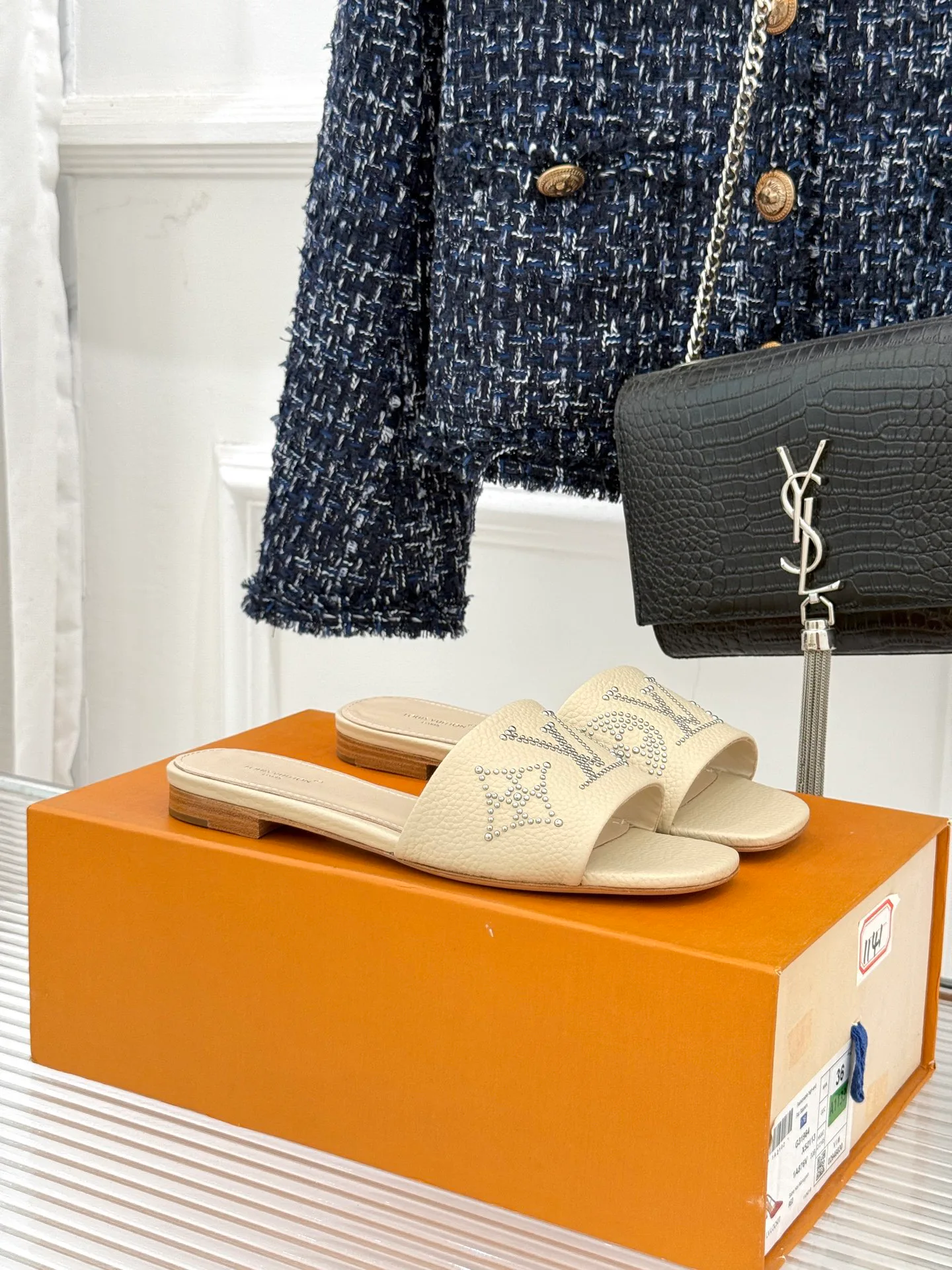 Шлепанцы Женские Louis Vuitton 2962777