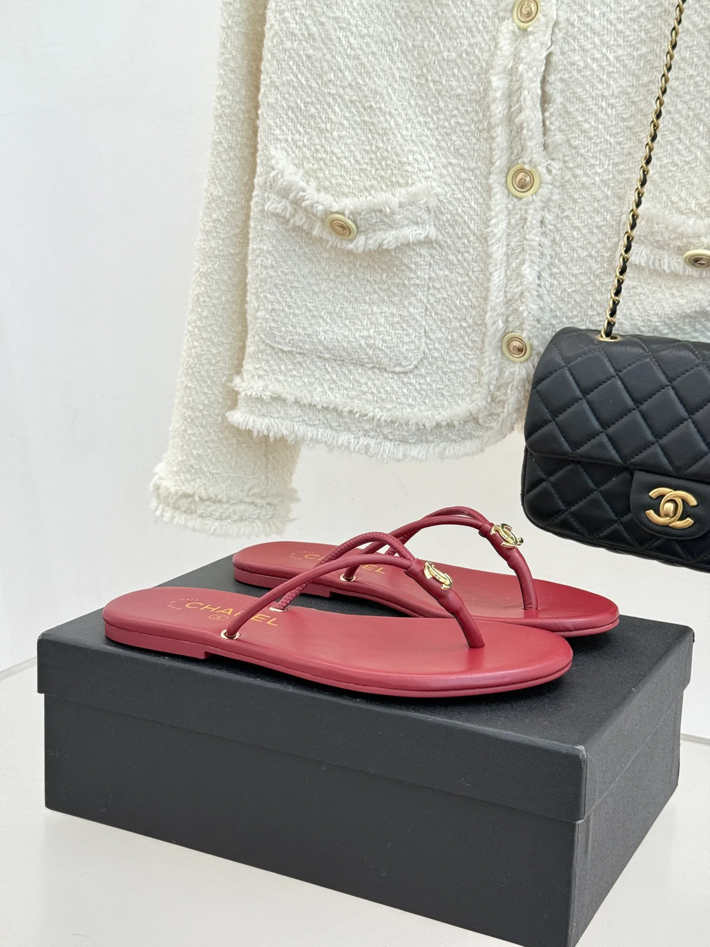 Шлепанцы Женские Chanel 11646721