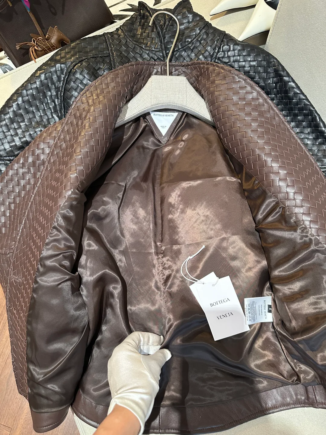 Кожаные Куртки И Дублёнки Женские Bottega Veneta 17598085