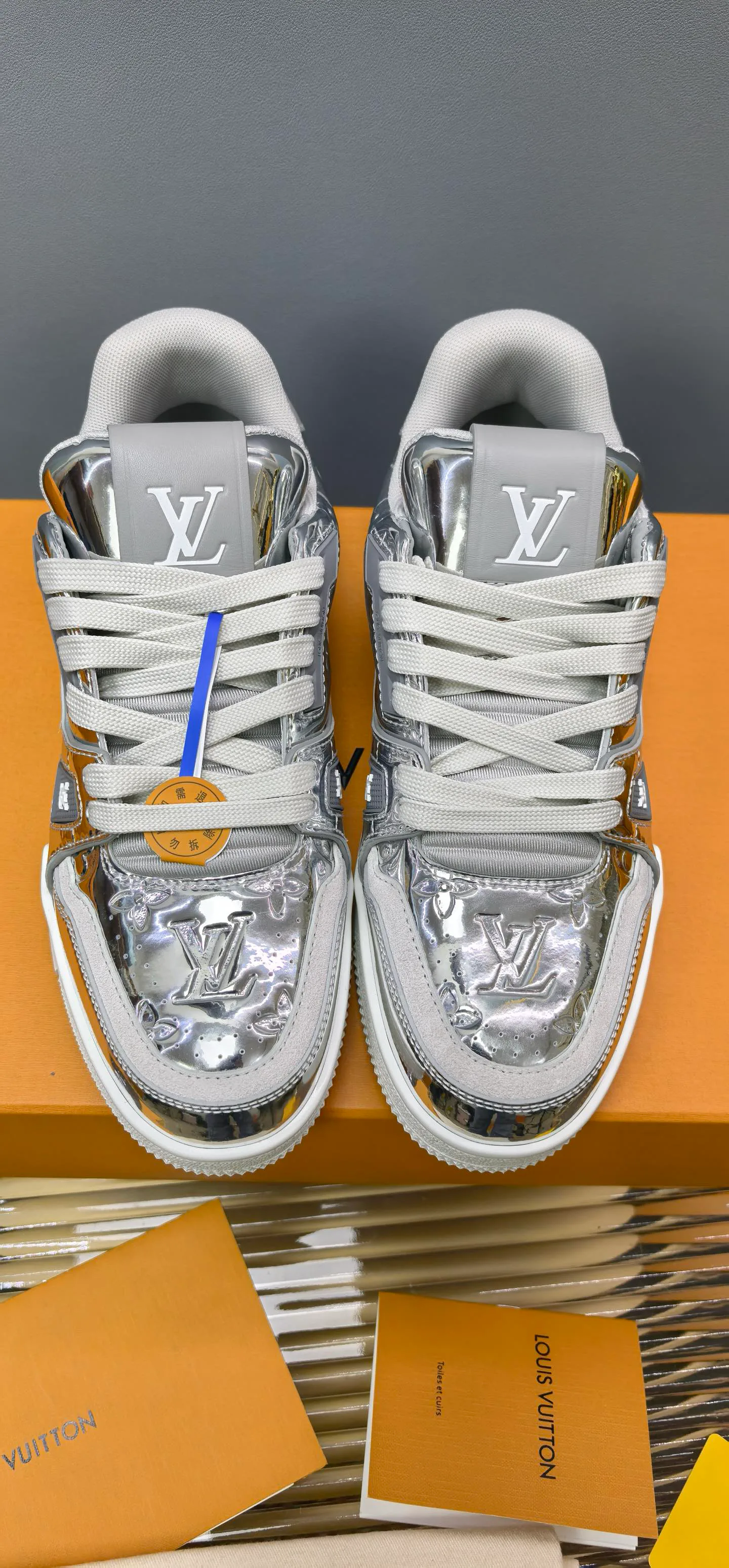 Кроссовки Женские Louis Vuitton 275333