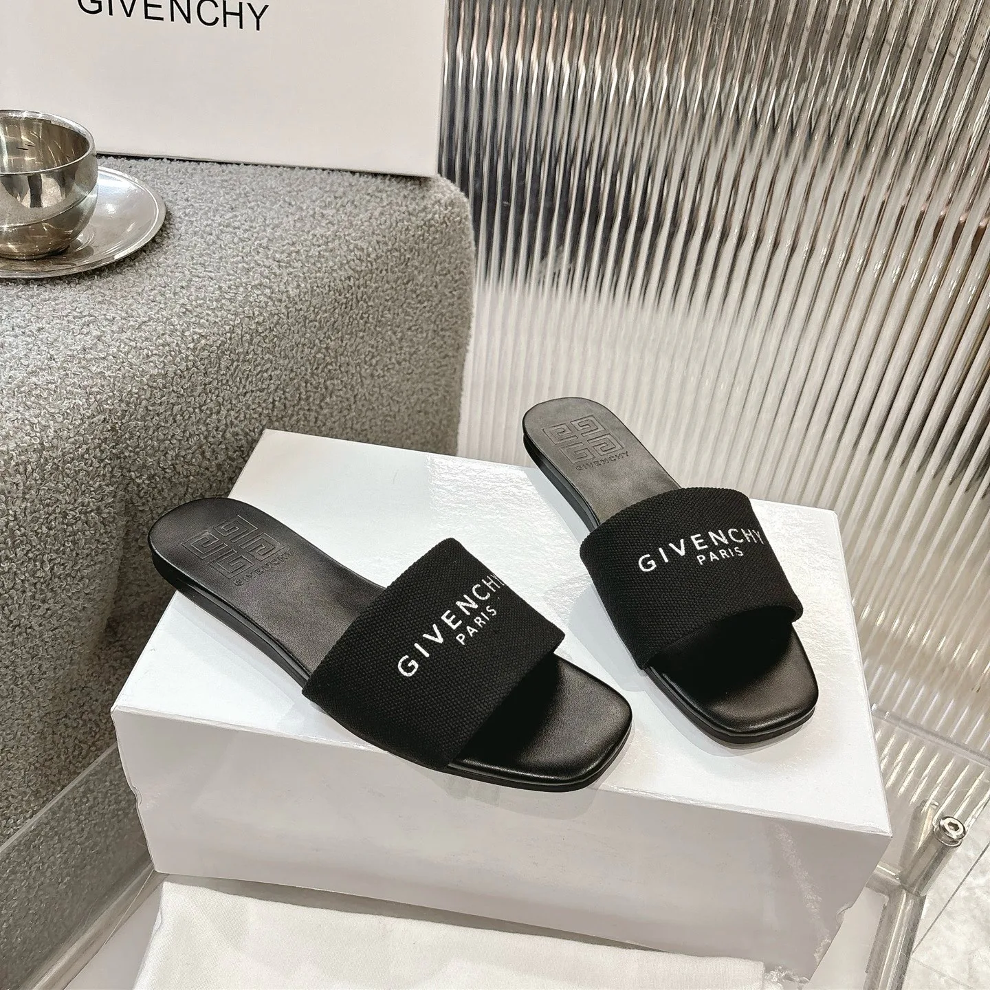Туфли Женские Givenchy 13418360