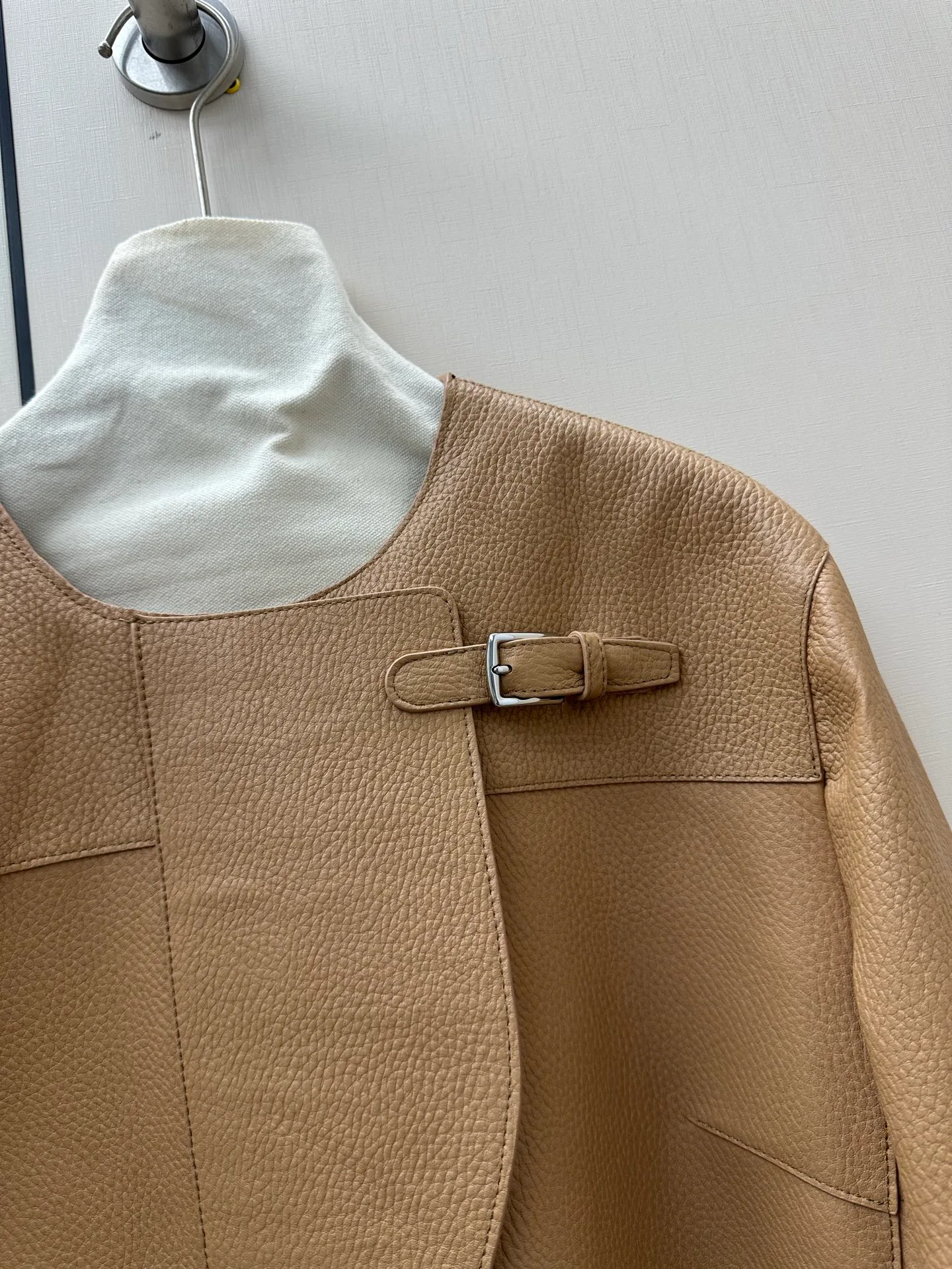 Кожаные Куртки И Дублёнки Женские Hermes 17940574