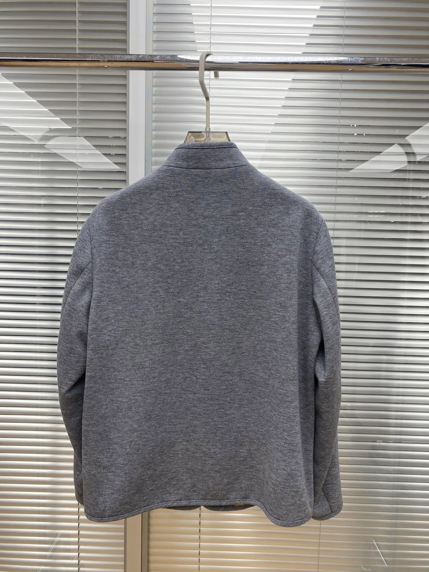 Куртки И Пуховики Мужские Moncler 17908224